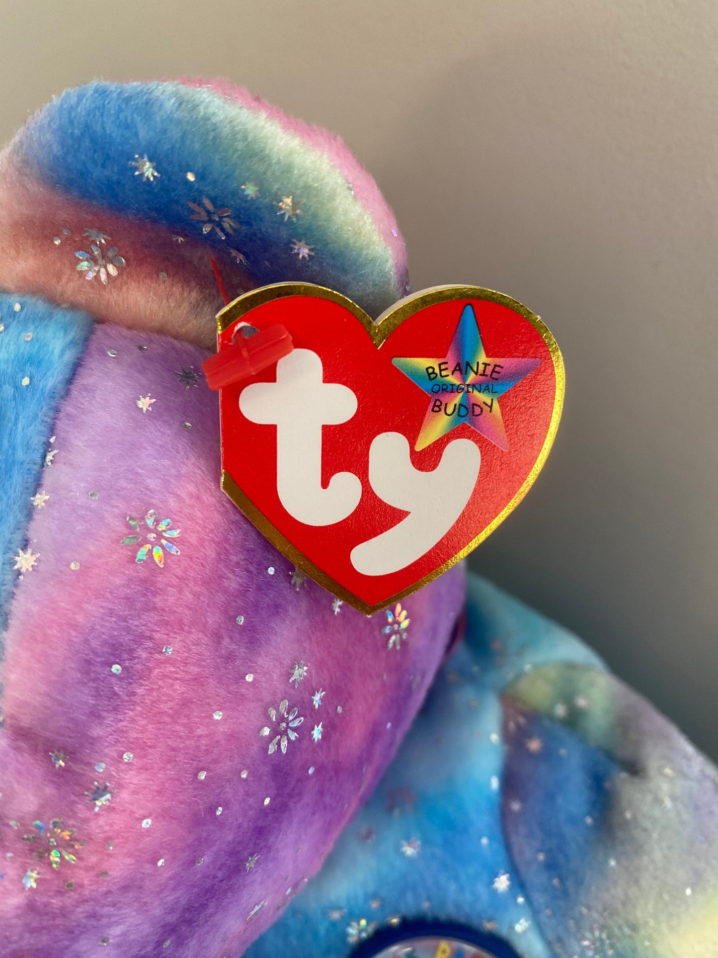 Ty Beanie Buddy “Clubby VI” the Rainbow Bear (14 inch)