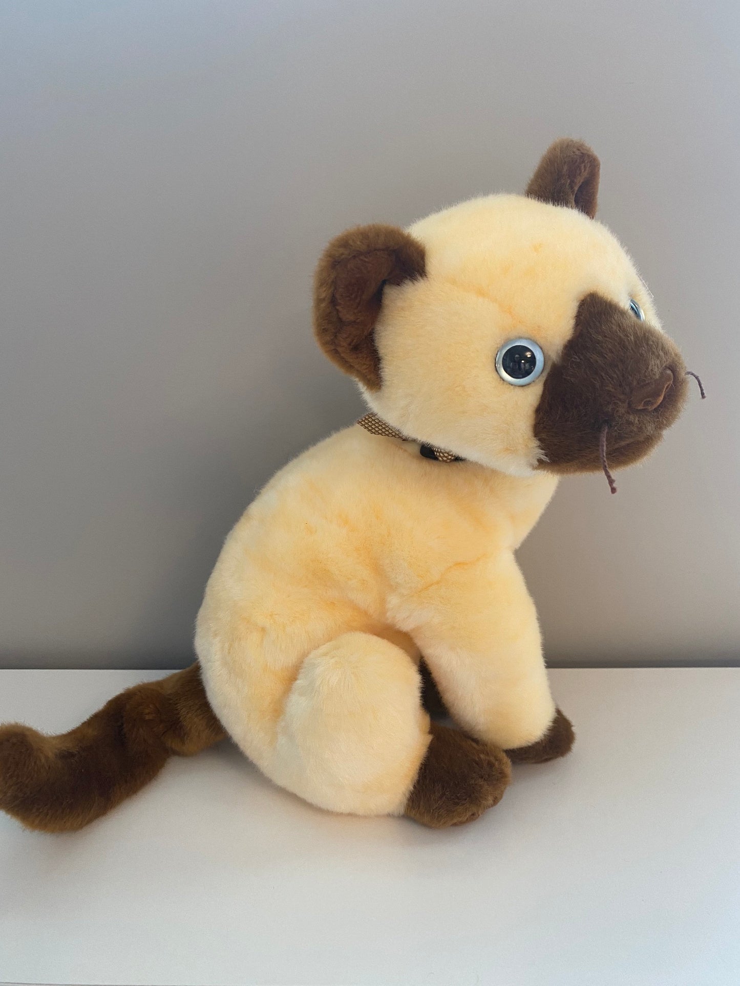 Ty Beanie Buddy “Siam” the Siamese Cat (12 inch)