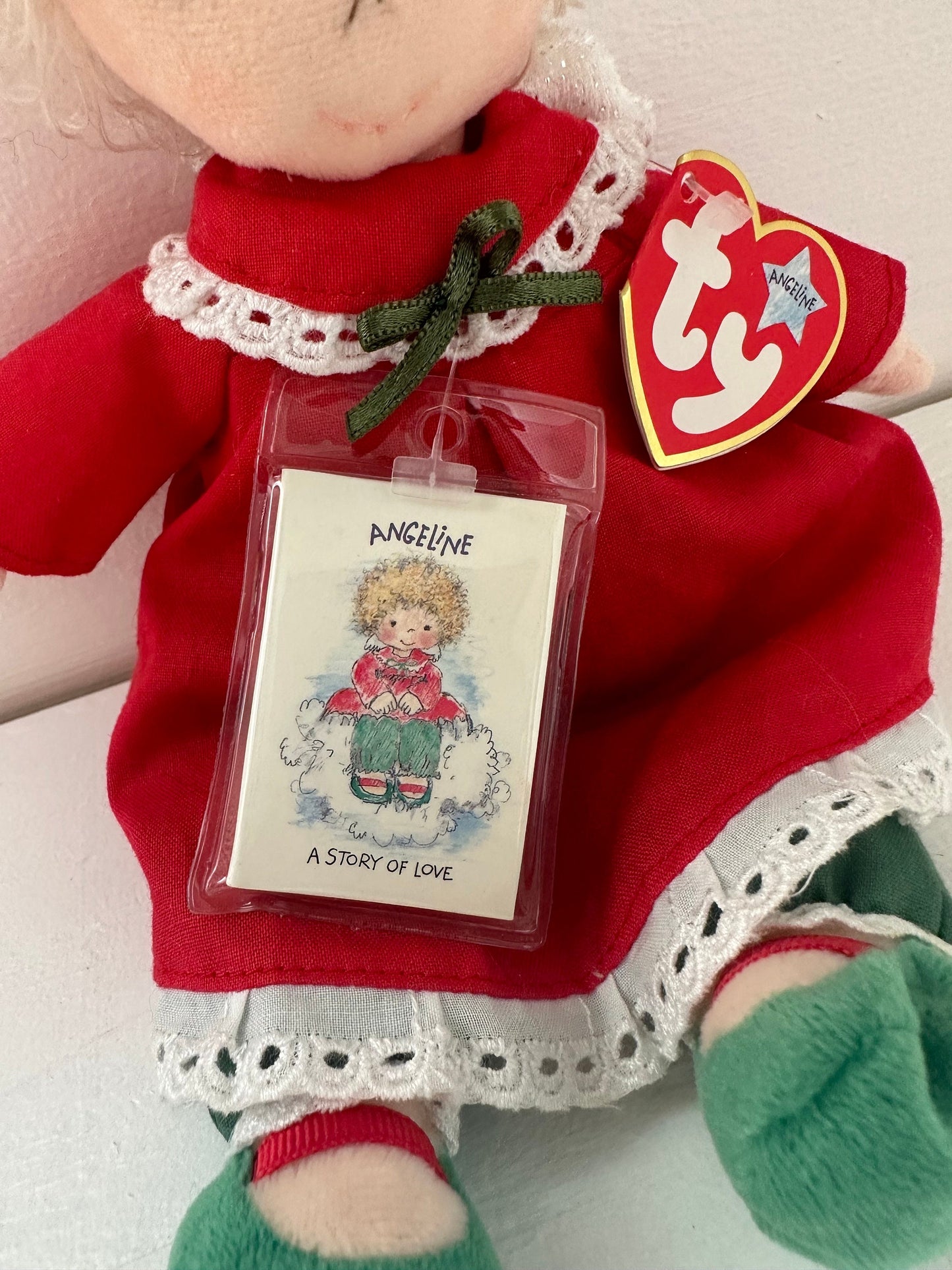 Ty Doll “Angeline” the Holiday Angel Girl (9 inch)