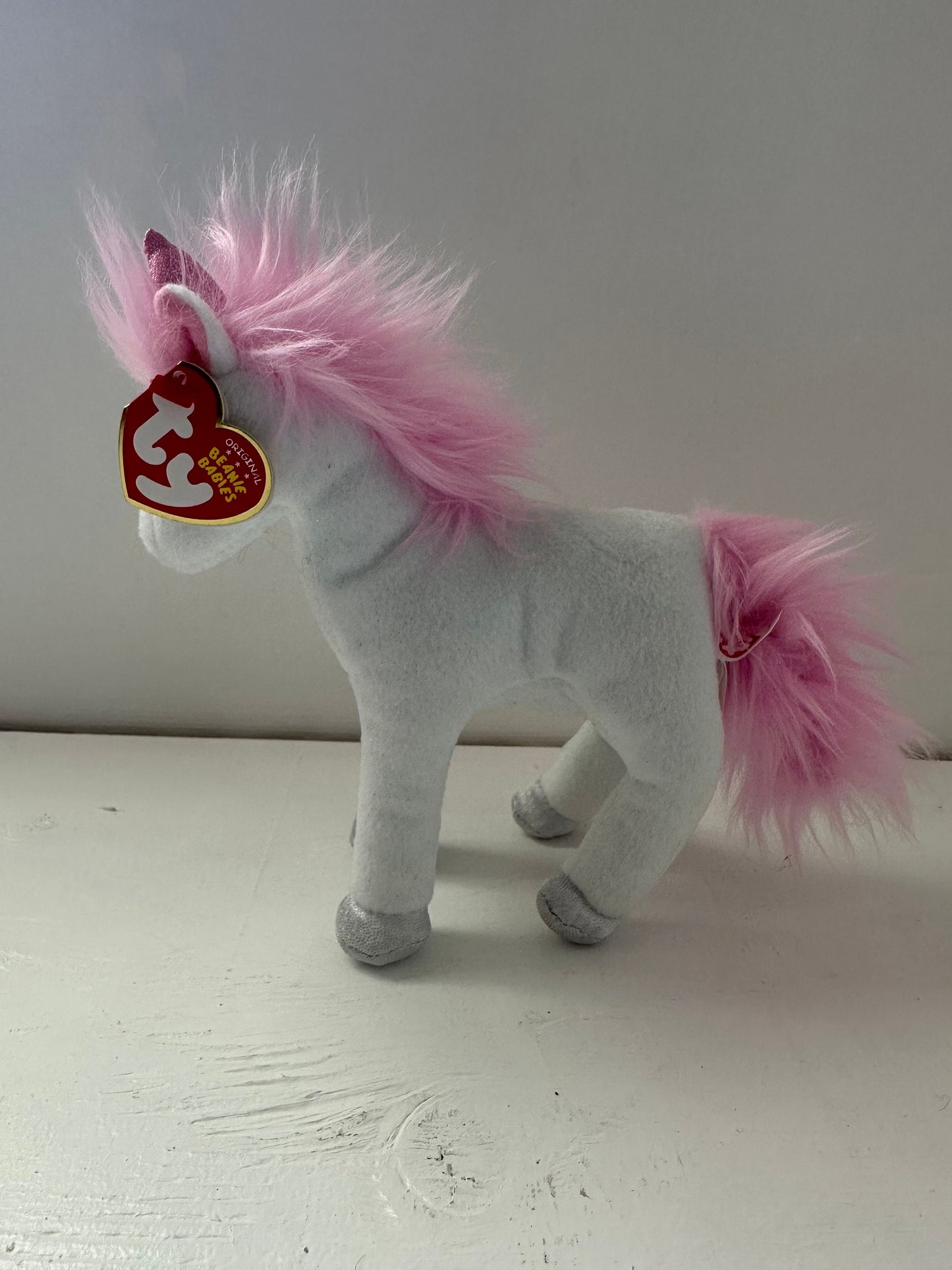 Ty Beanie Baby “Mystic” the Unicorn with Sparkly Pink Fur, Pink Horn, and Pink Hooves Newer Version Big Eyes *Rare* (7 inch)