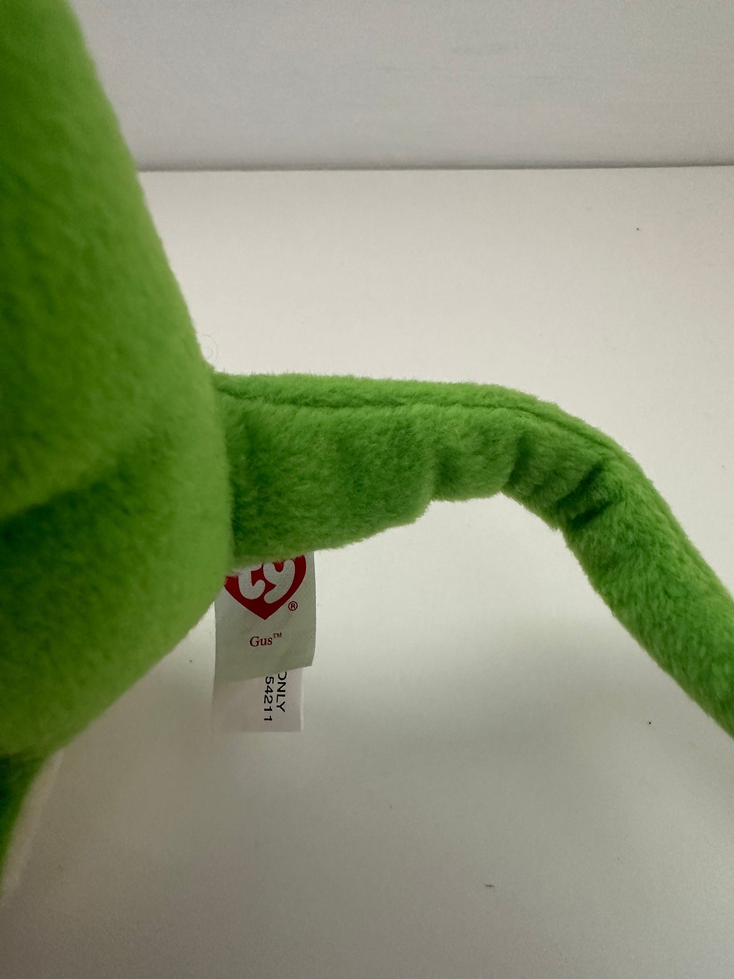Ty Beanie Baby “Gus” the Gecko - Red Eyed Version, No Hang Tag! *Rare* (7 inch)