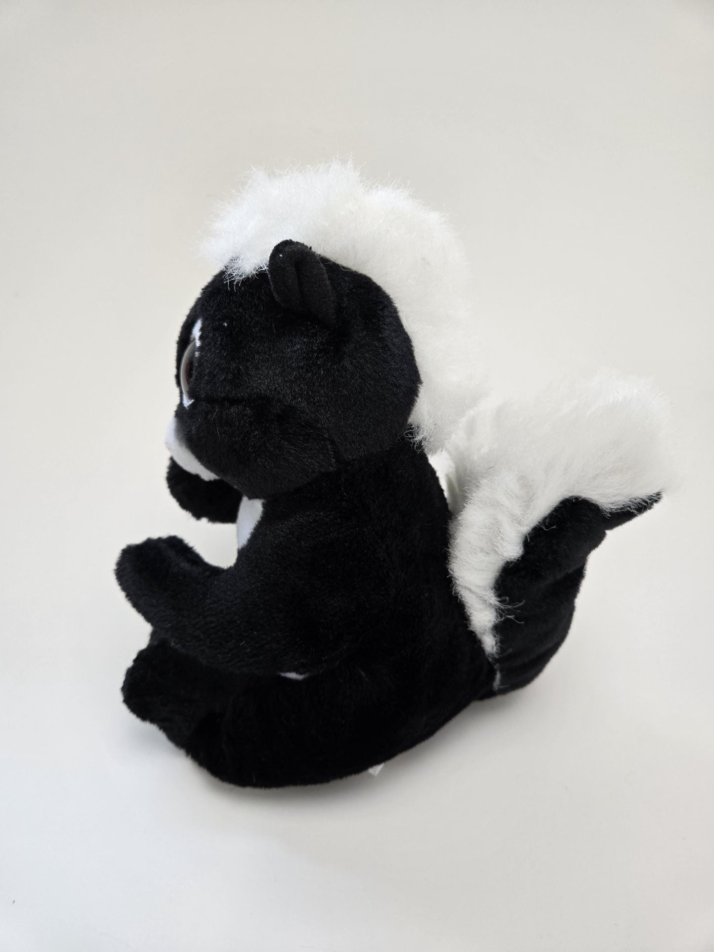Ty Beanie Bellies “Rukus” the Skunk Plush - No Hang Tag! (8 inch)