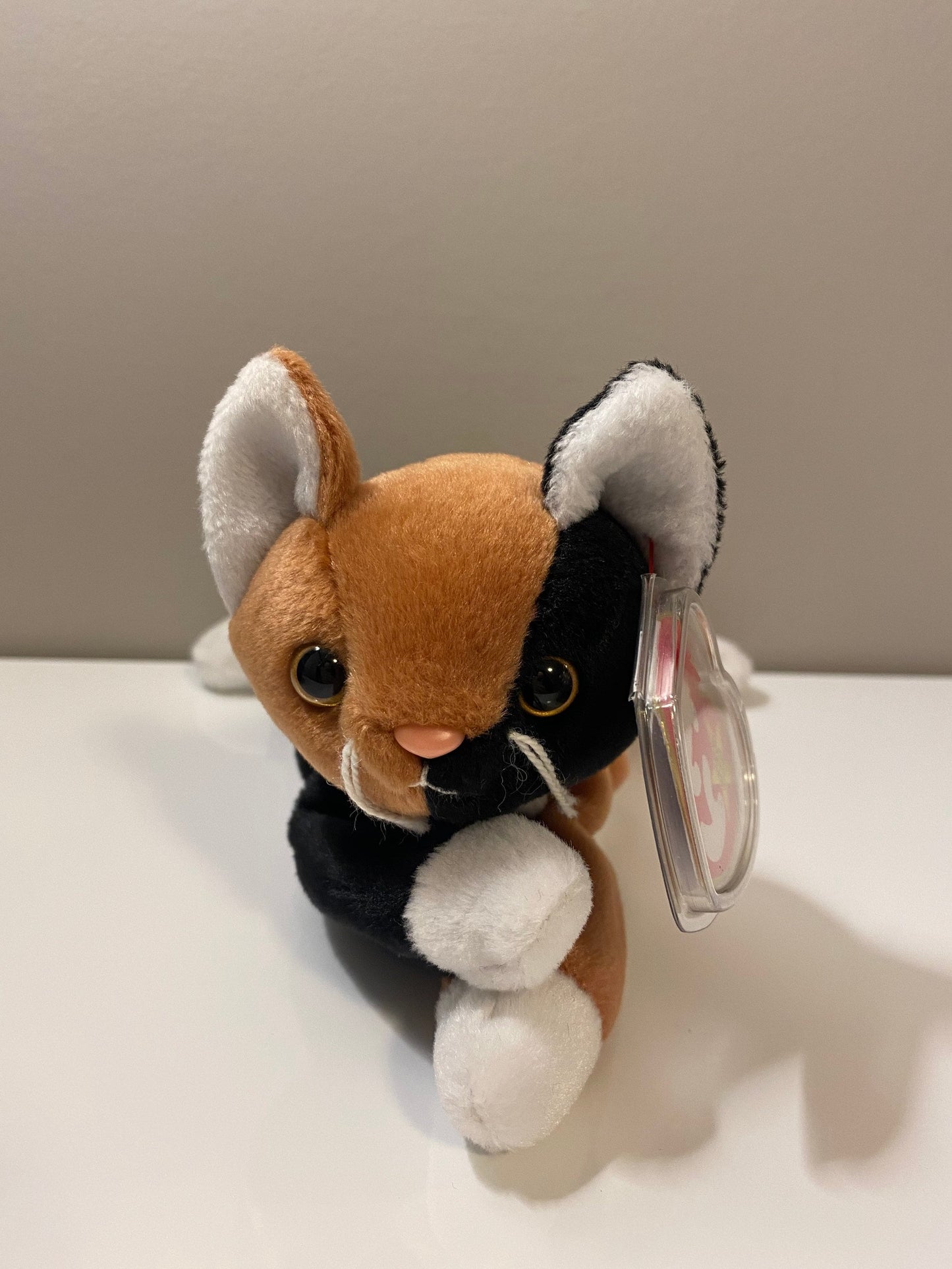 Ty Beanie Baby “Chip” the Adorable Calico Cat! (8 inch)