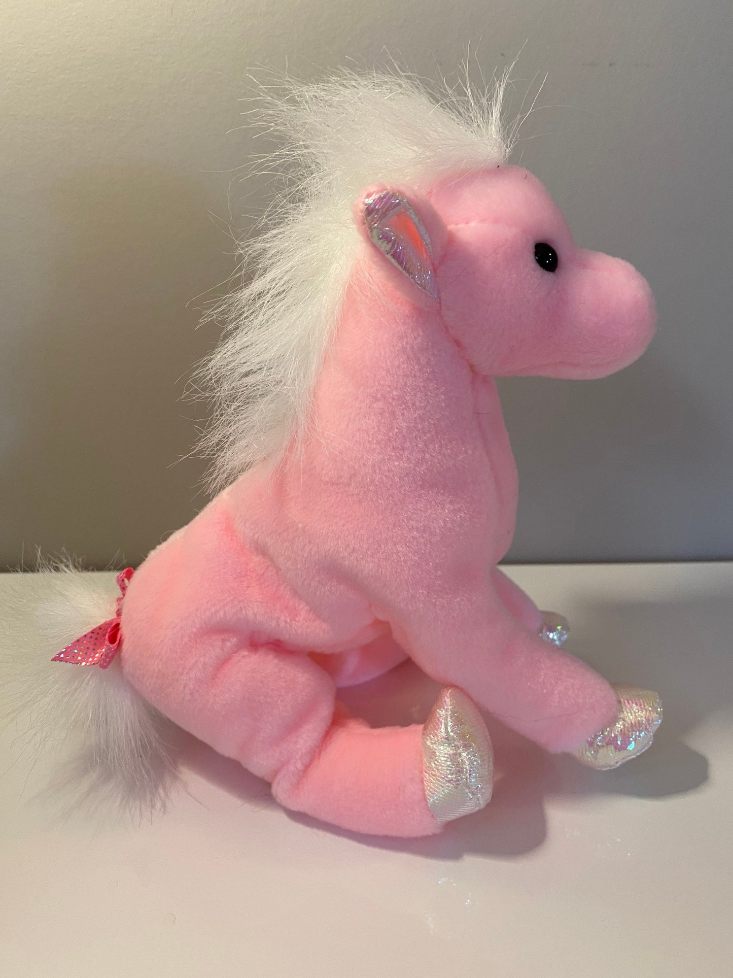 Ty Beanie Baby “Frilly” the Adorable Pink Horse! (7 inch)