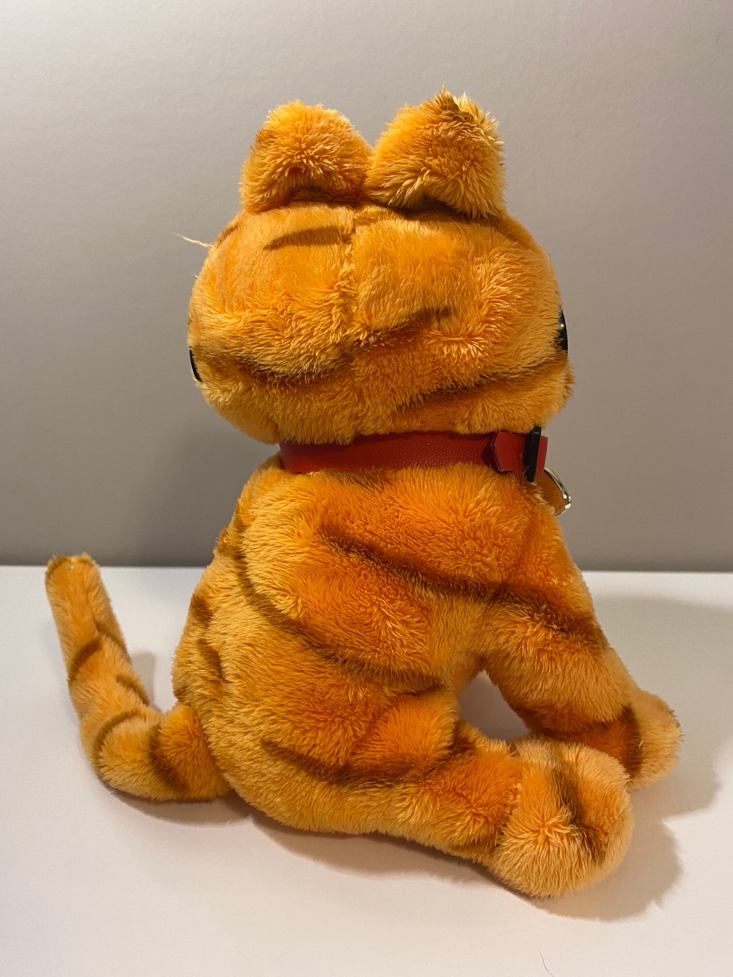 Ty Beanie Baby “Cool Cat” Garfield the Orange Cat! (6.5 inch)