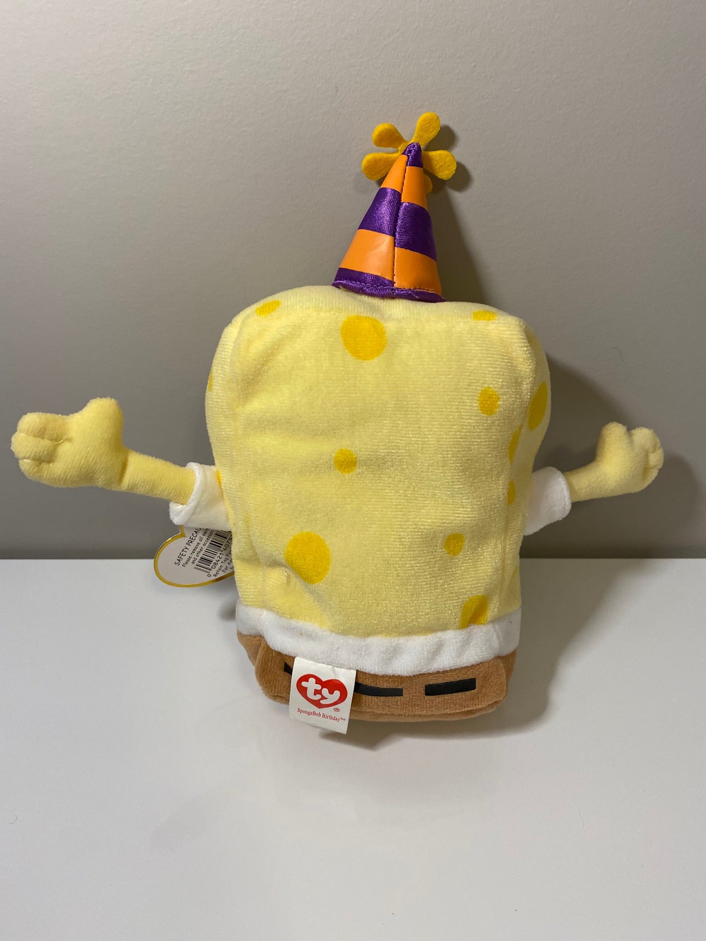 Ty Beanie Baby “SpongeBob Birthday” - SpongeBob Squarepants with Party Hat (8 inch)