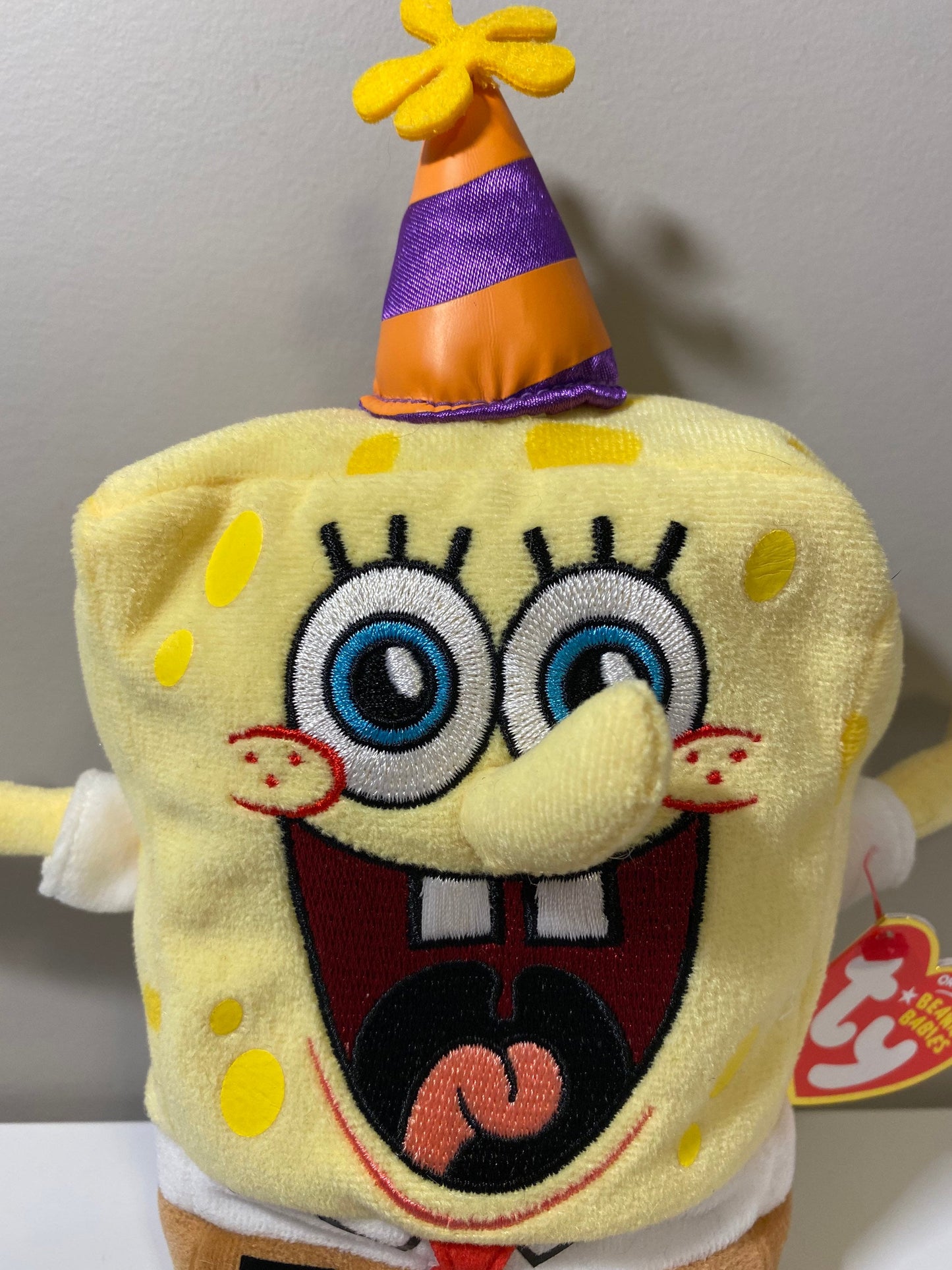 Ty Beanie Baby “SpongeBob Birthday” - SpongeBob Squarepants with Party Hat (8 inch)