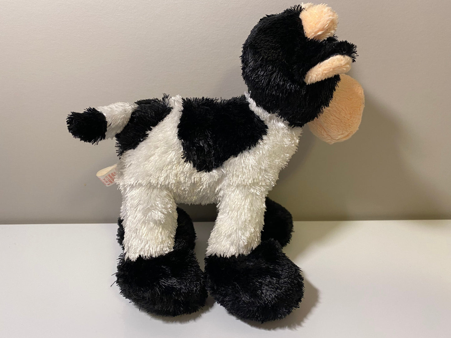 Ty Beanie Baby “Mooosly” the Cow ! (7 inch)