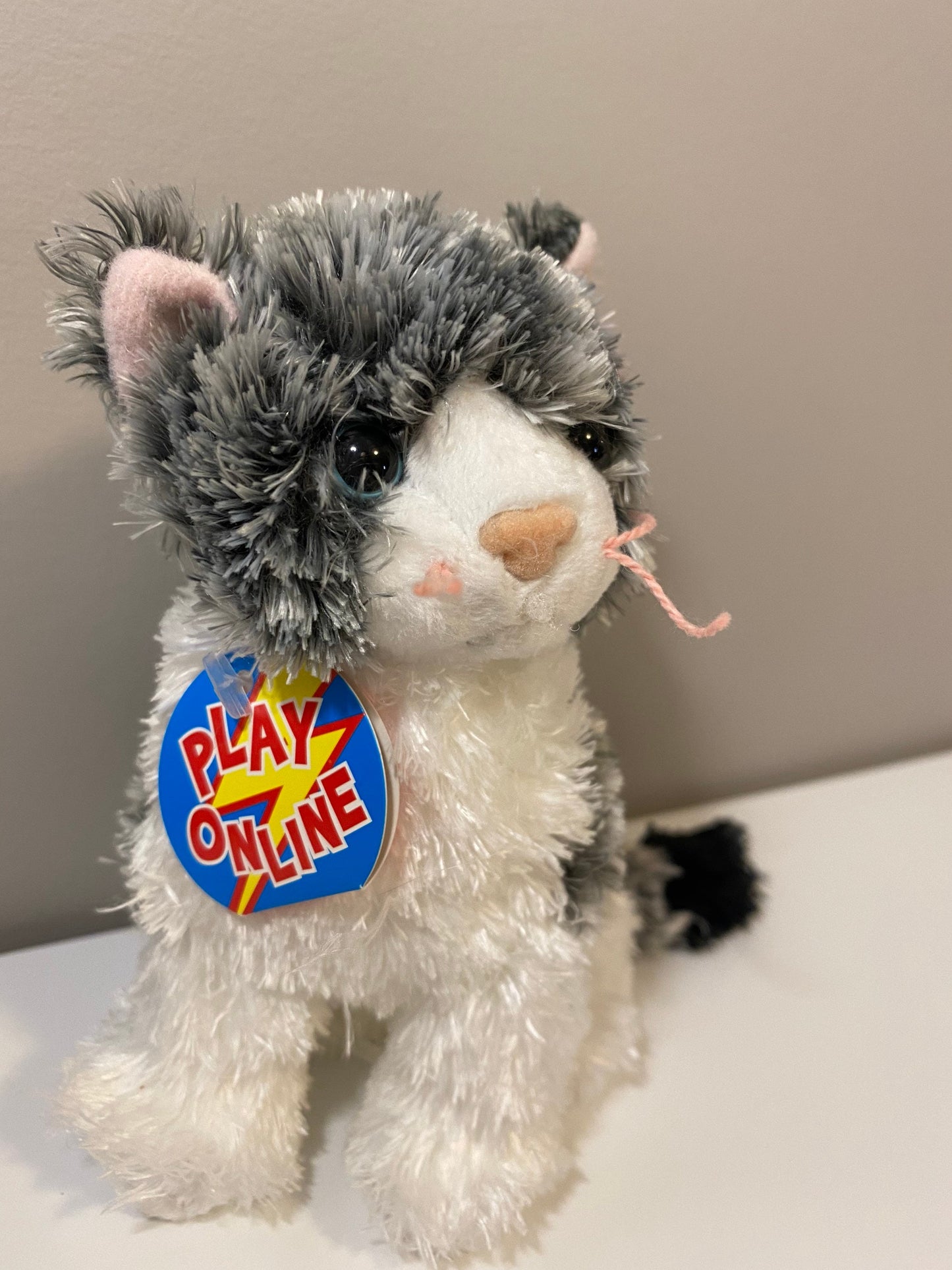 Ty Beanie Baby 2.0 “Cricket” the Grey and White Cat ! *Rare* (5 inch)