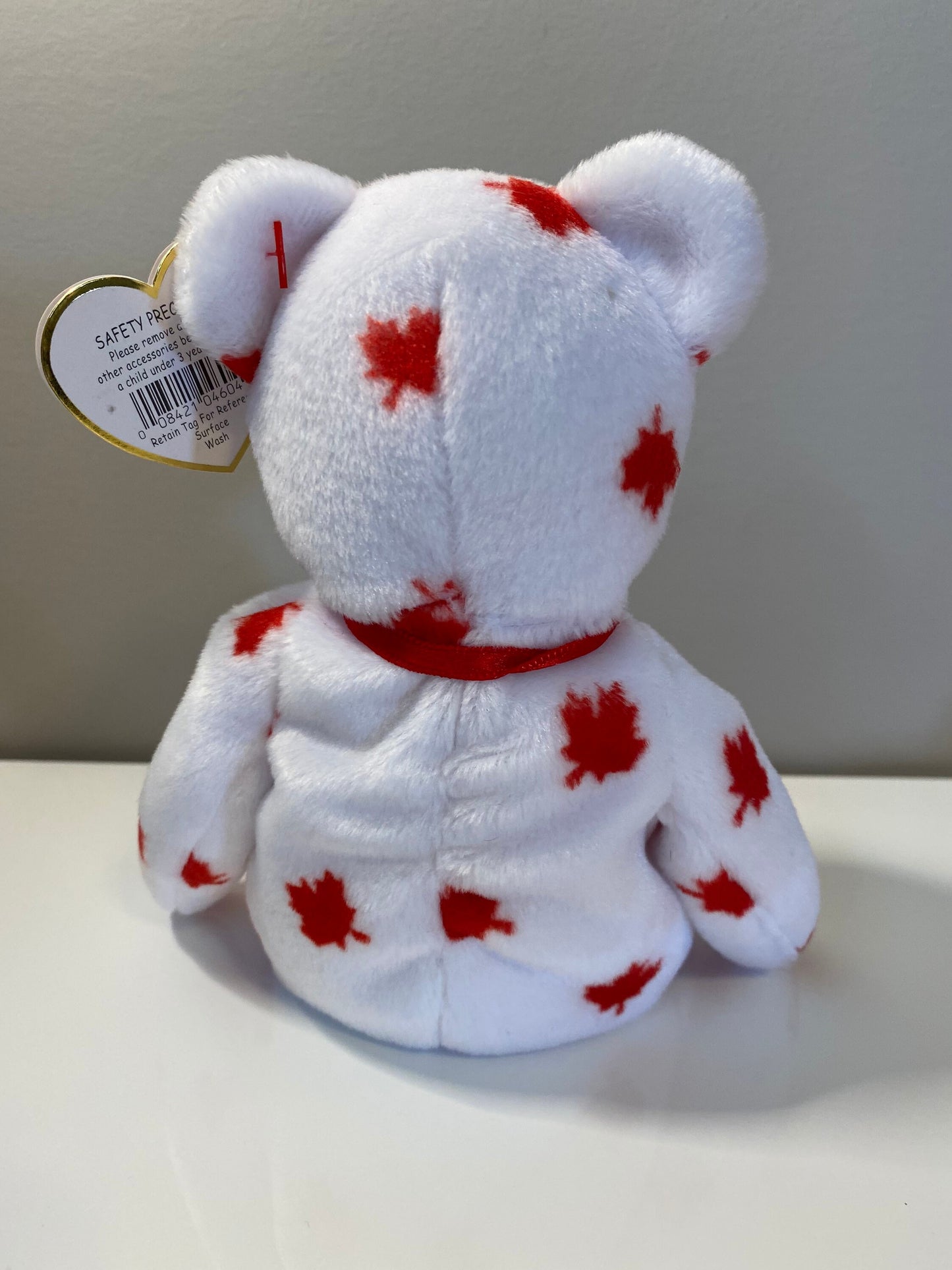 Ty Beanje Baby “Chinook” the Canadian Bear! Canada Exclusive! (8.5 inch)