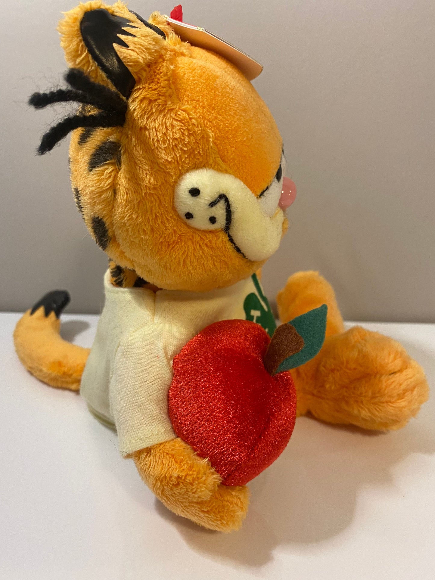 Ty Beanie Baby “Garfield 4H” - Garfield the Cat - 4H Exclusive! (8 inch)