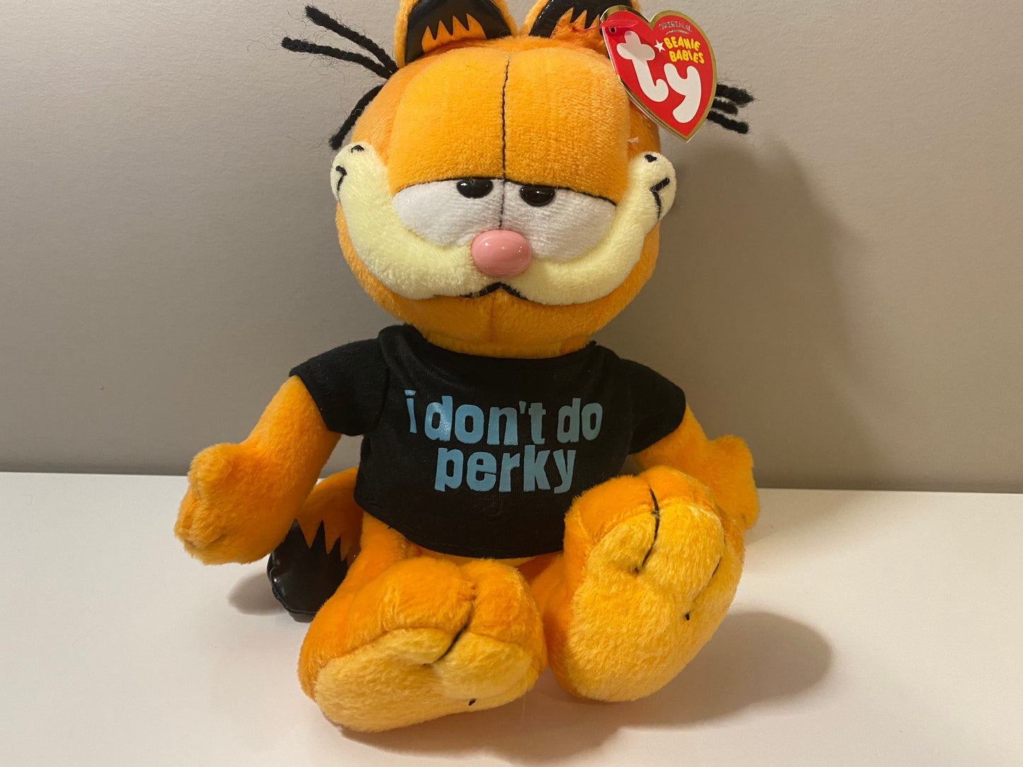 Ty Beanie Baby Garfield the Cat - I don’t do perky! (9 inch)