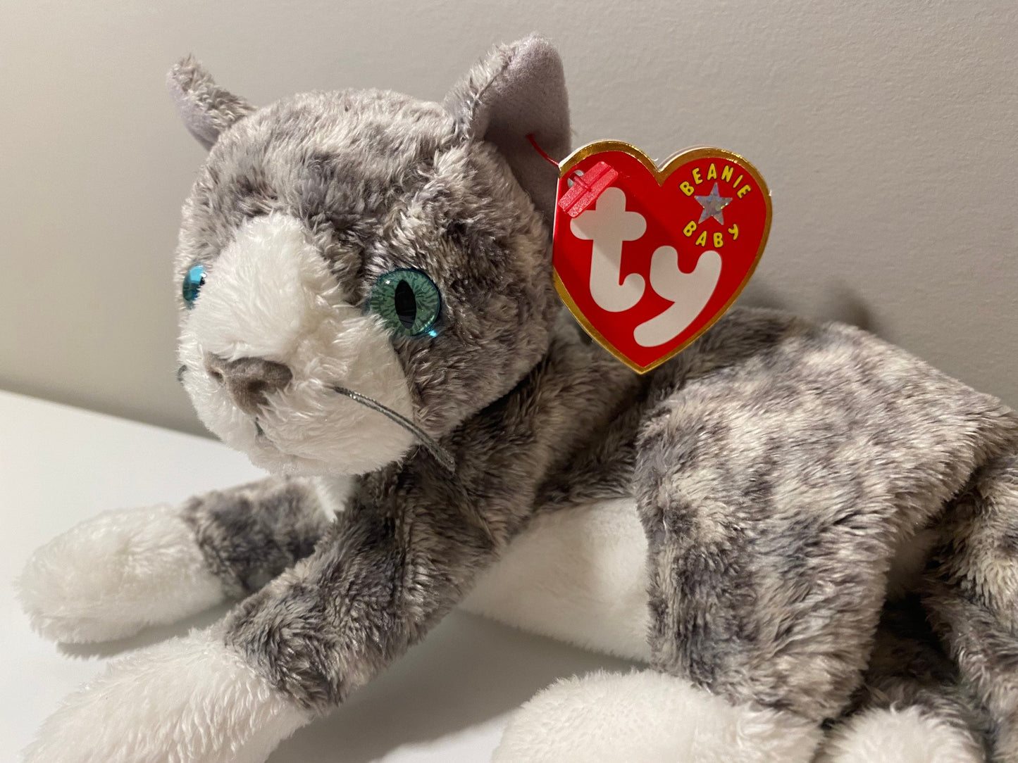 Ty Beanie Baby “Purr” the Cat! (8 inch)