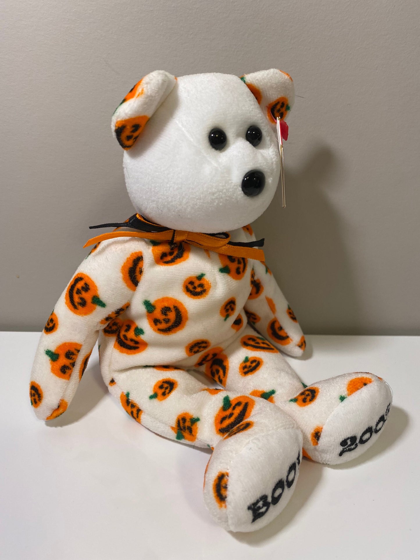 TY Beanie Baby “Carvers” the Halloween Bear with Pumpkins on Body - Hallmark Exclusive (8.5 inch)