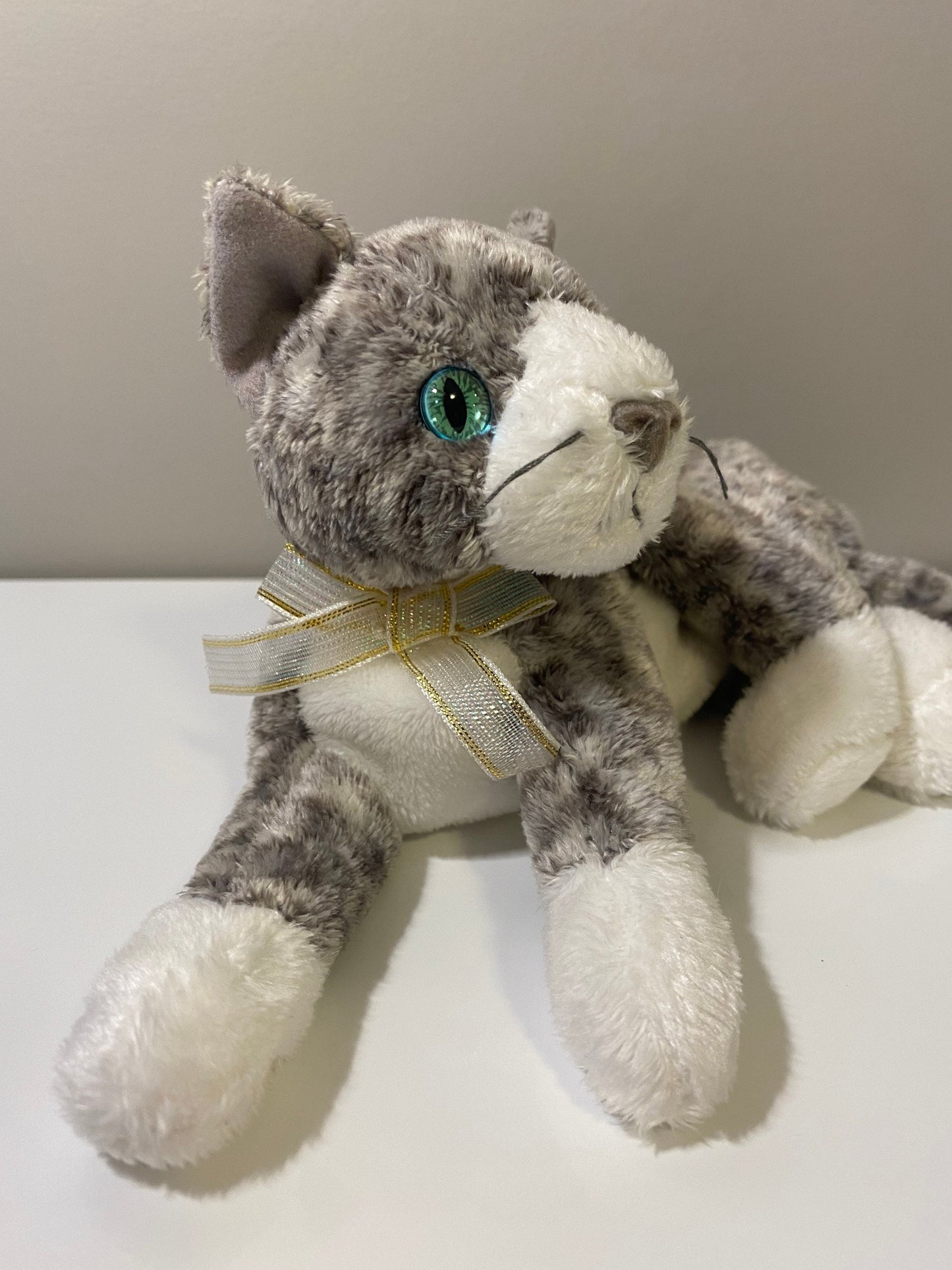 Ty Beanie Baby “Purr” the Cat! (8 inch)