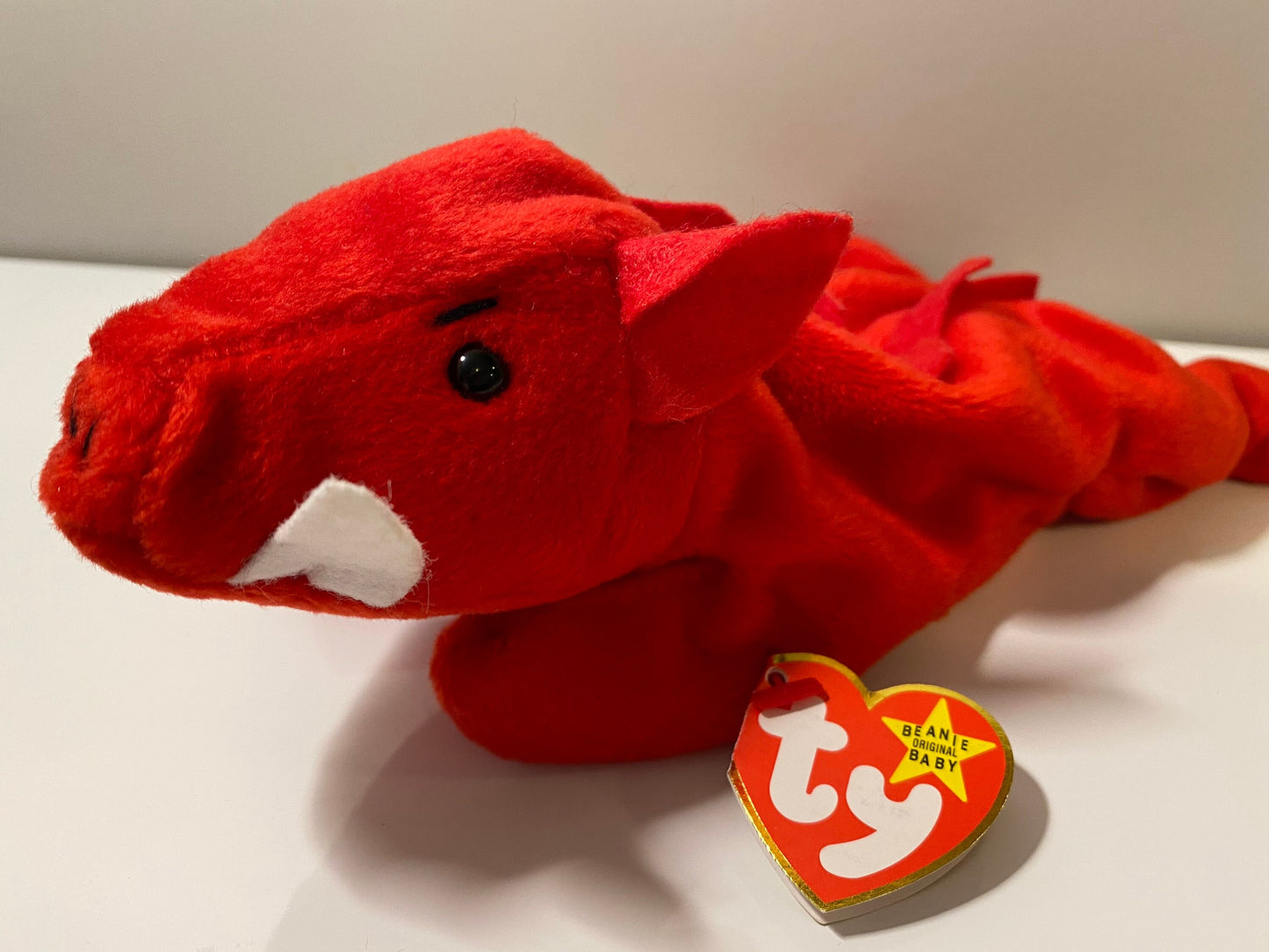 Ty Beanie Baby “Grunt” the Razorback *Rare* (9 inch)