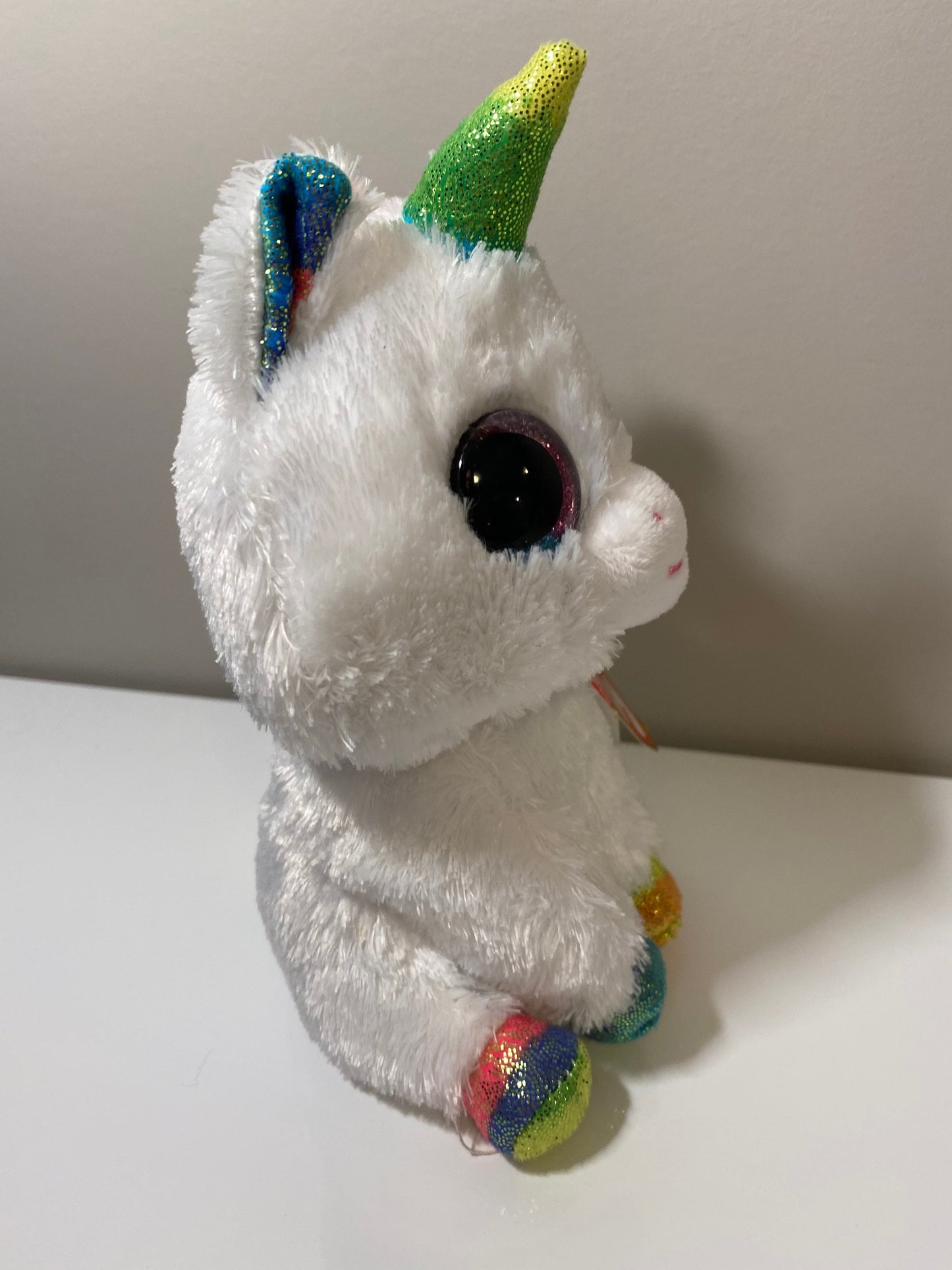 Ty Beanie Boo “Pixy” the Unicorn Plush (6 inch)