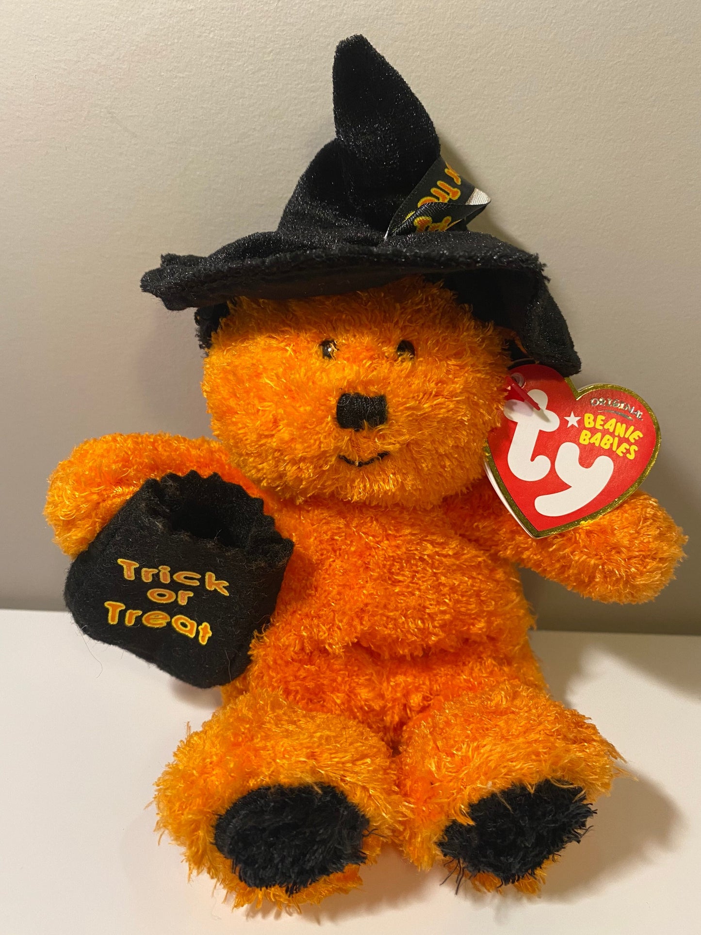 Ty Beanie Baby “Witchy” the Halloween Bear (7 inch)