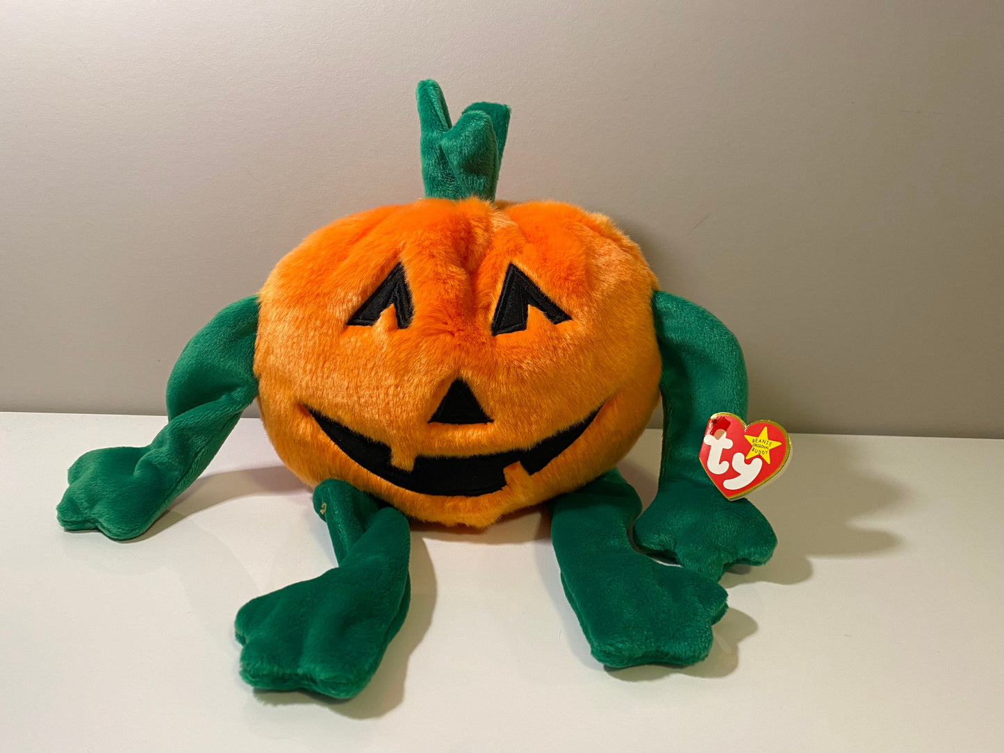 Ty Beanie Buddy “Pumkin” the Pumpkin  (8 inch)