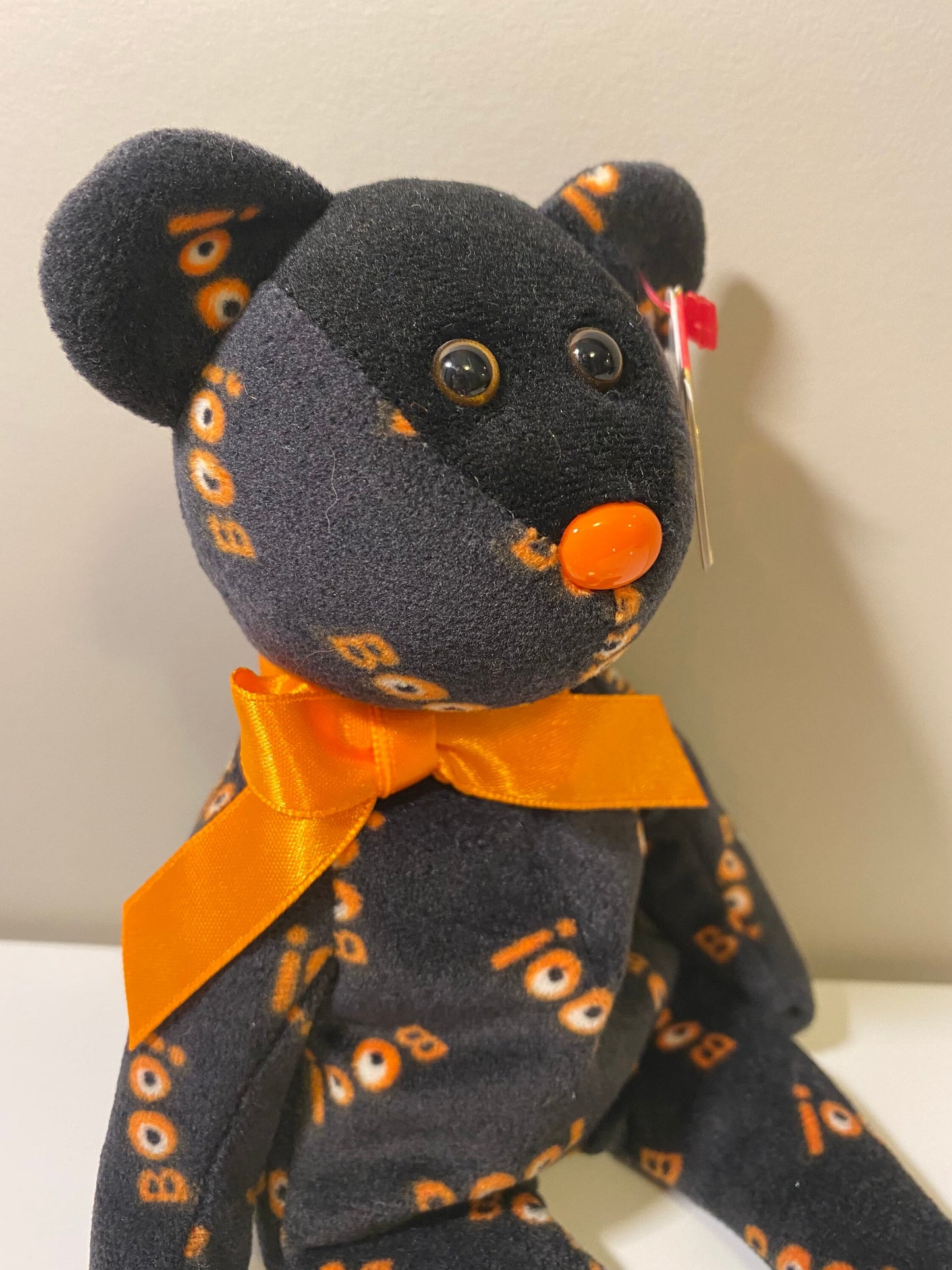 Ty Beanie Baby “Yikes” the Halloween Bear - Hallmark Gold Crown Exclusive (8.5 inch)