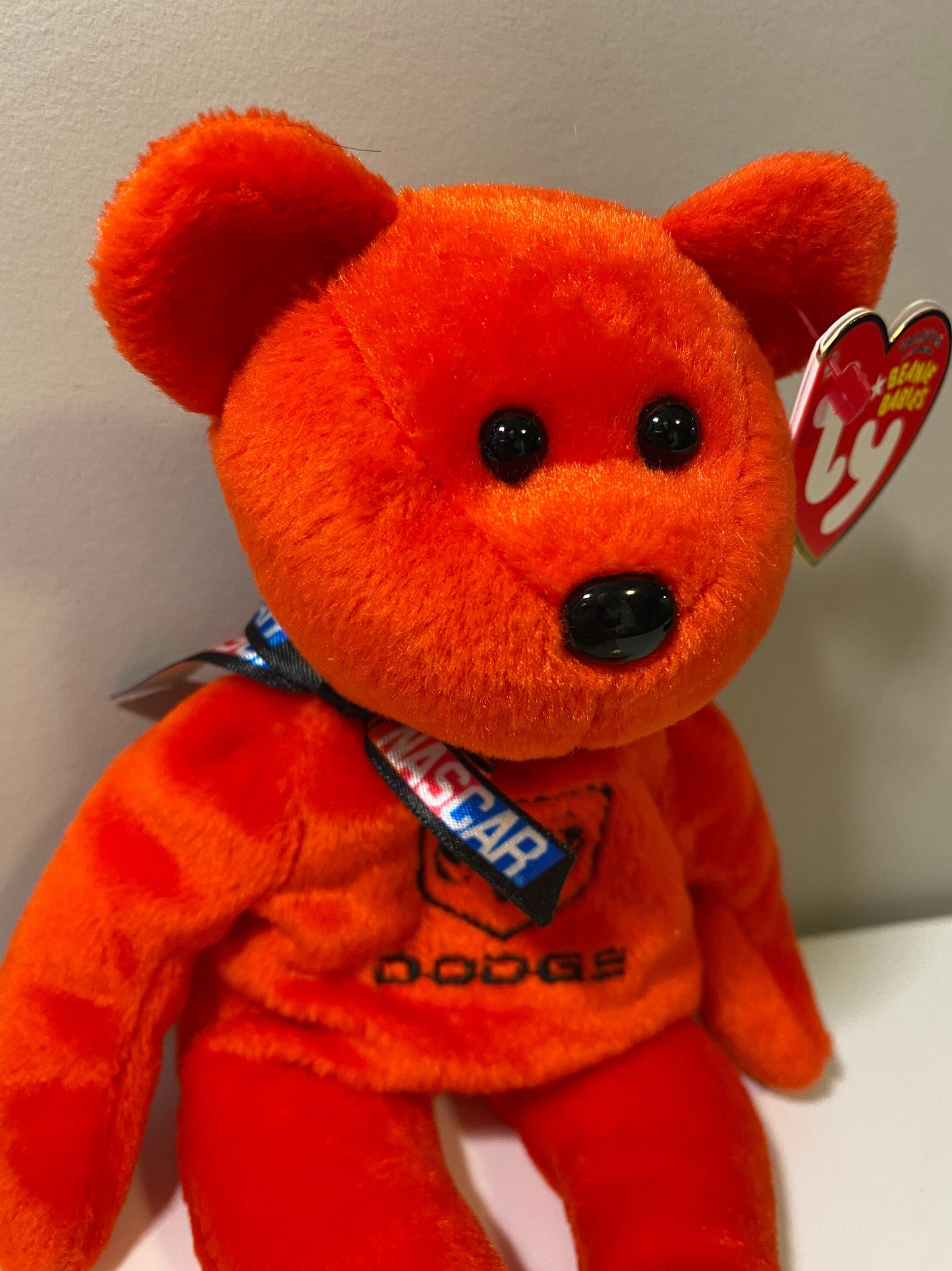 Ty Beanie Baby “Elliott Sadler #19” the Nascar Bear (8.5 inch)