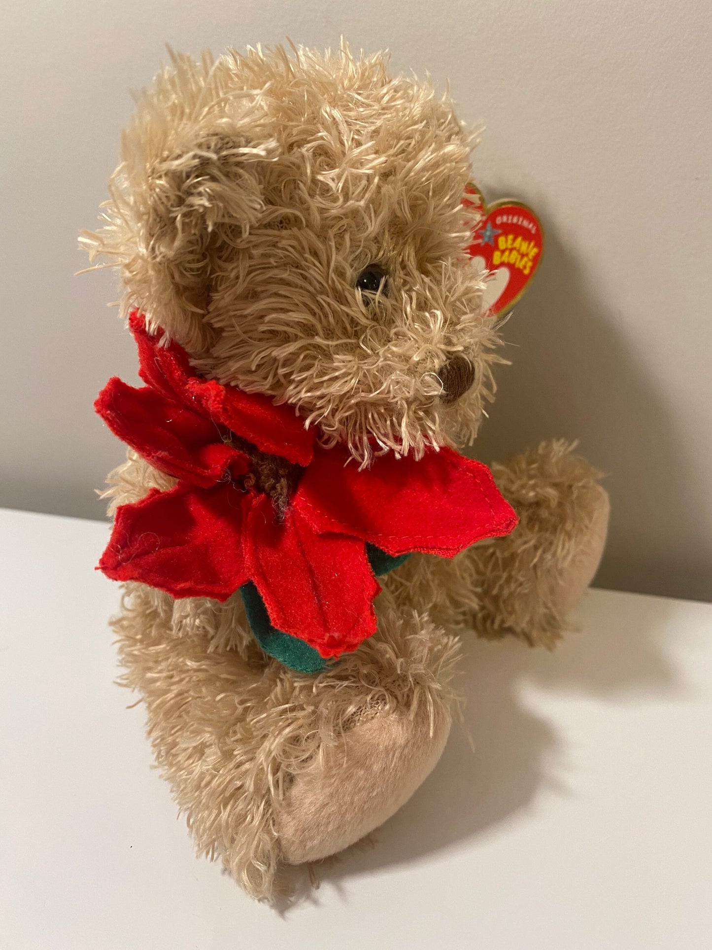 Ty Beanie Baby “Holiday Teddy” the Holiday Bear Holding Poinsettia (7 inch)