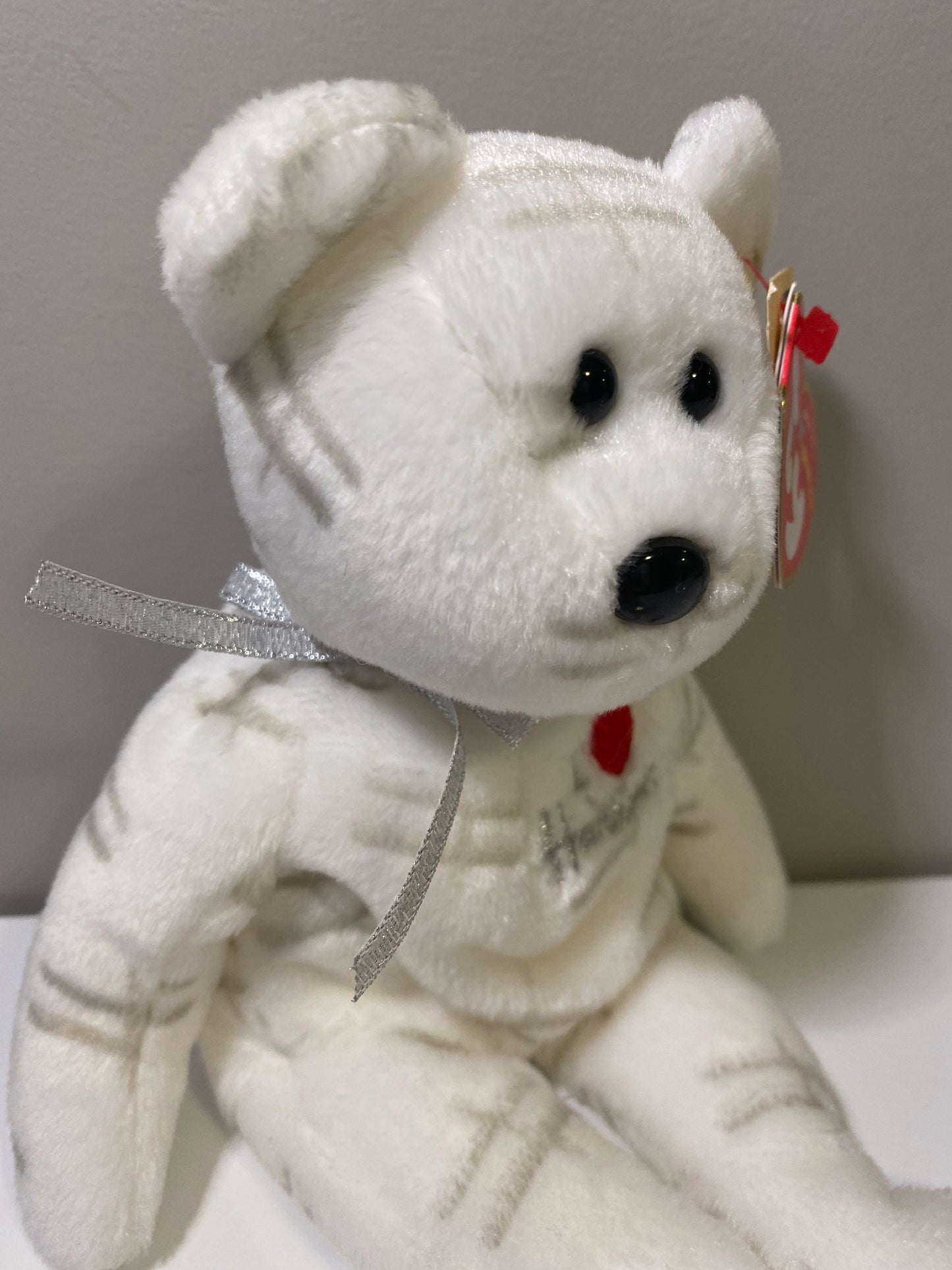 Ty Beanie Baby “Shooting Star” the Bear - White Version - Harrods UK Exclusive *Rare* (8.5 inch)