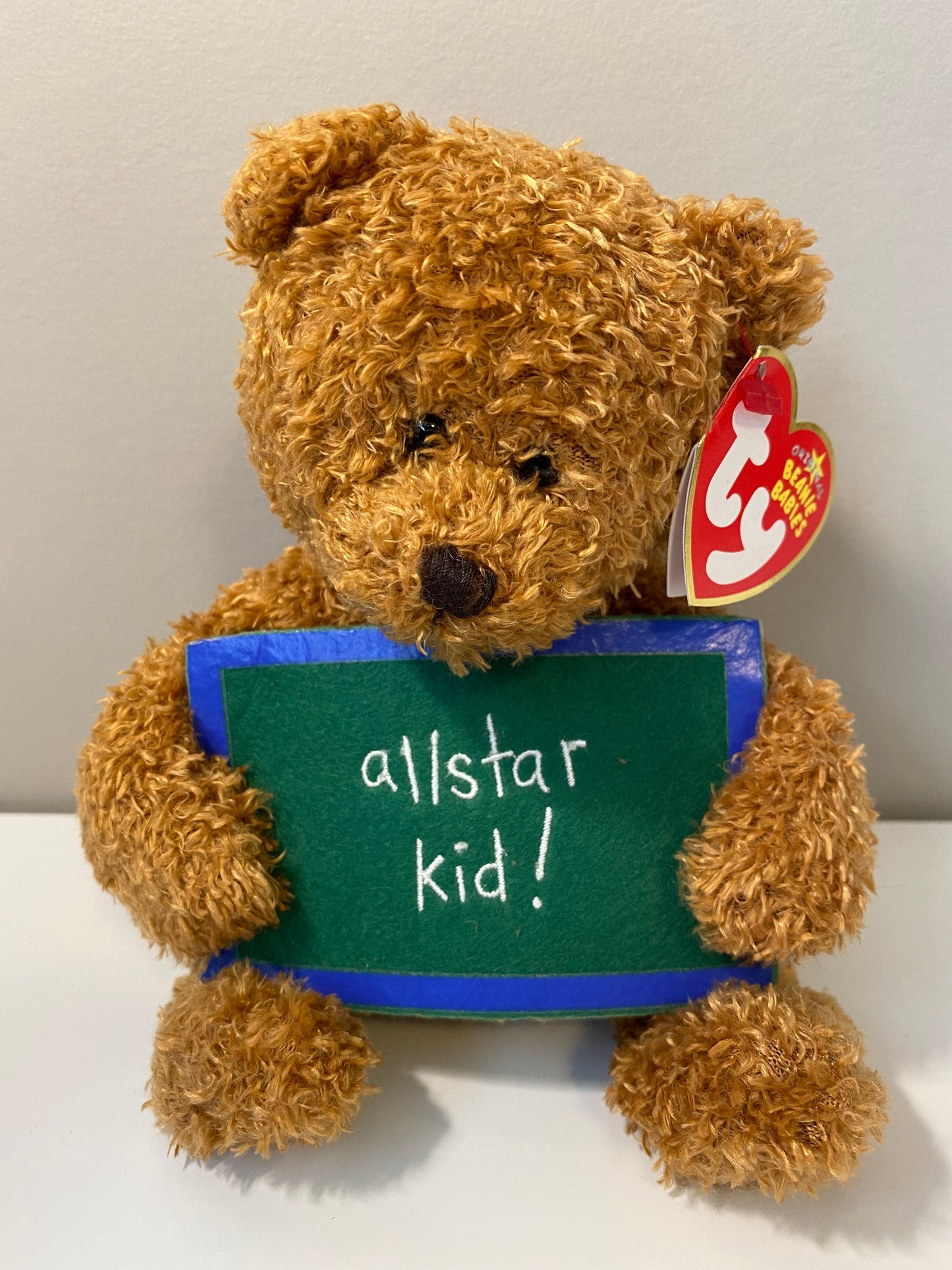 Ty Beanie Baby “School Rocks” the Bear holding a Sign that says “All-Star Kid” - Greetings Collection (5 inch)