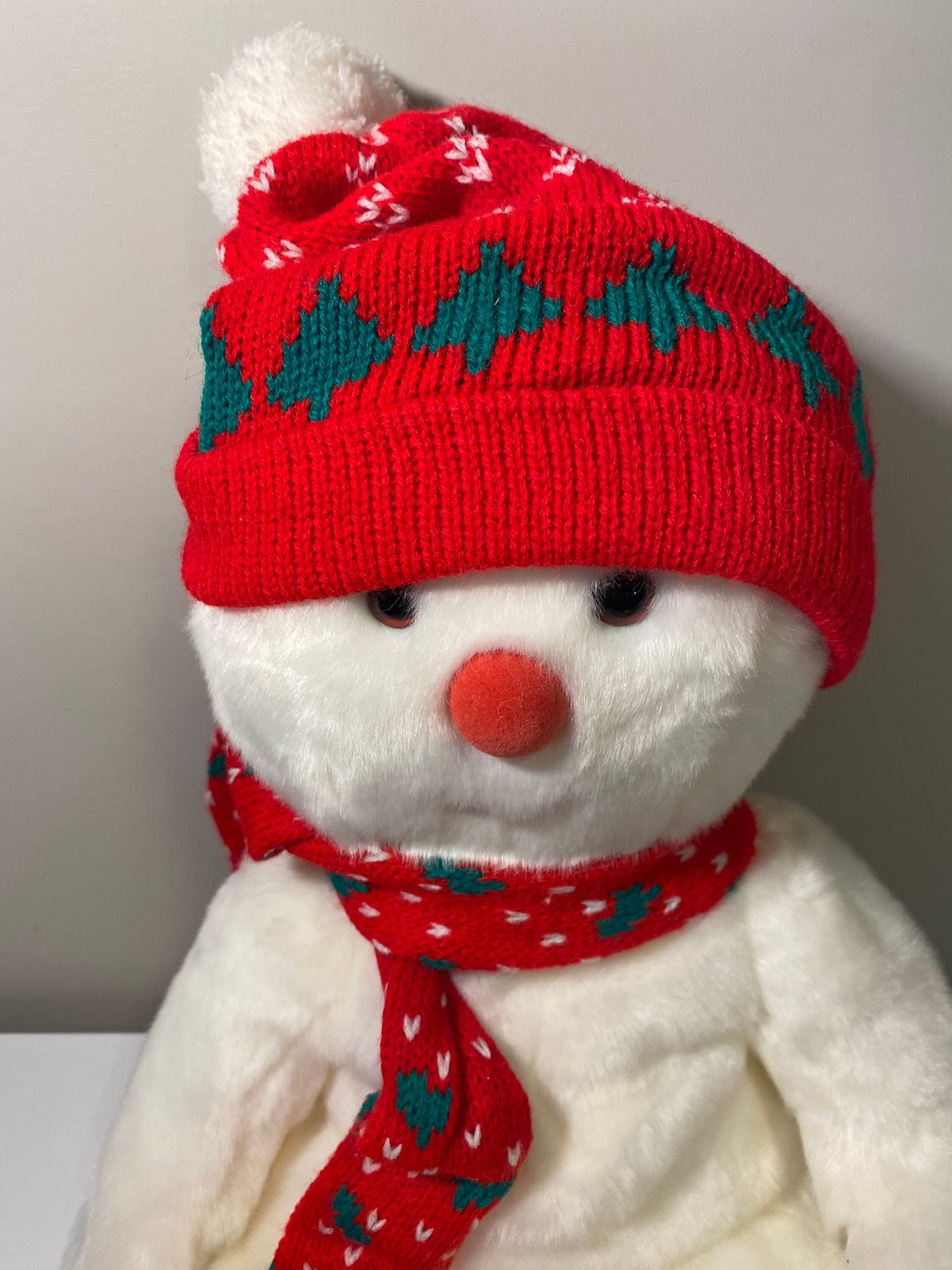 Ty Beanie Buddy “Snowboy” the Snowman ie (14.5 inch)