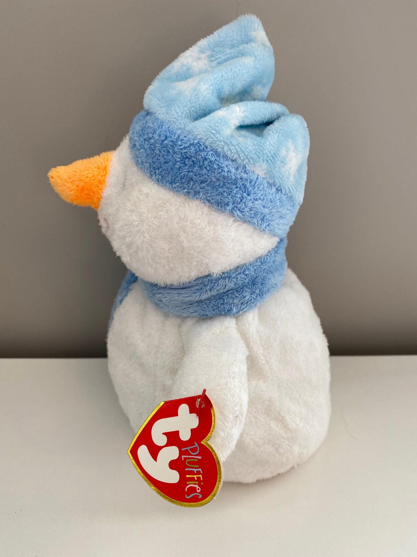 Ty Pluffies Collection “Windchill” the Snowman  (8 inch)