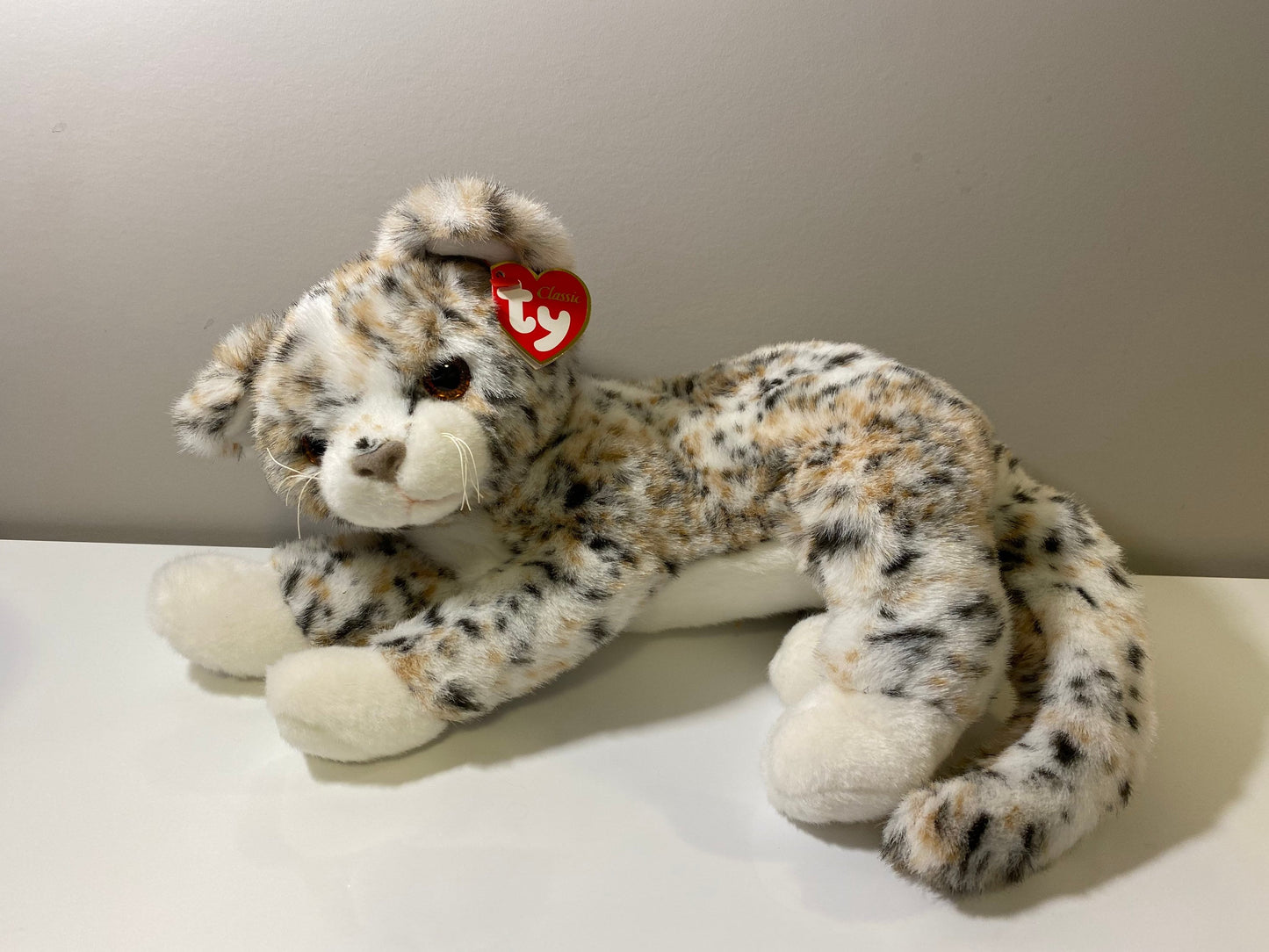 Ty Classics  “Thomas” the Leopard *Rare* (10 inches)