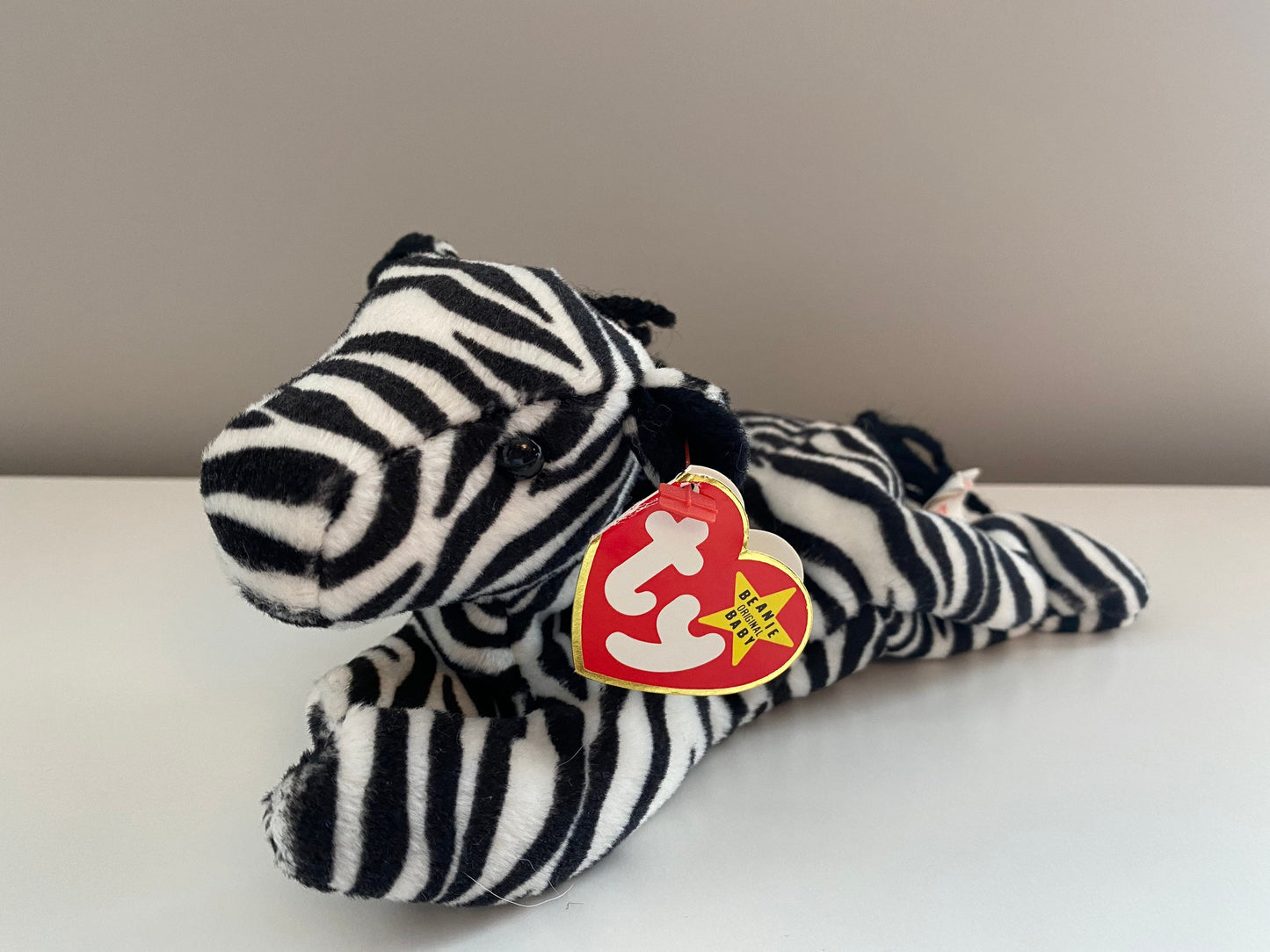 Ty Beanie Baby “Ziggy” the Zebra! (8 inch)