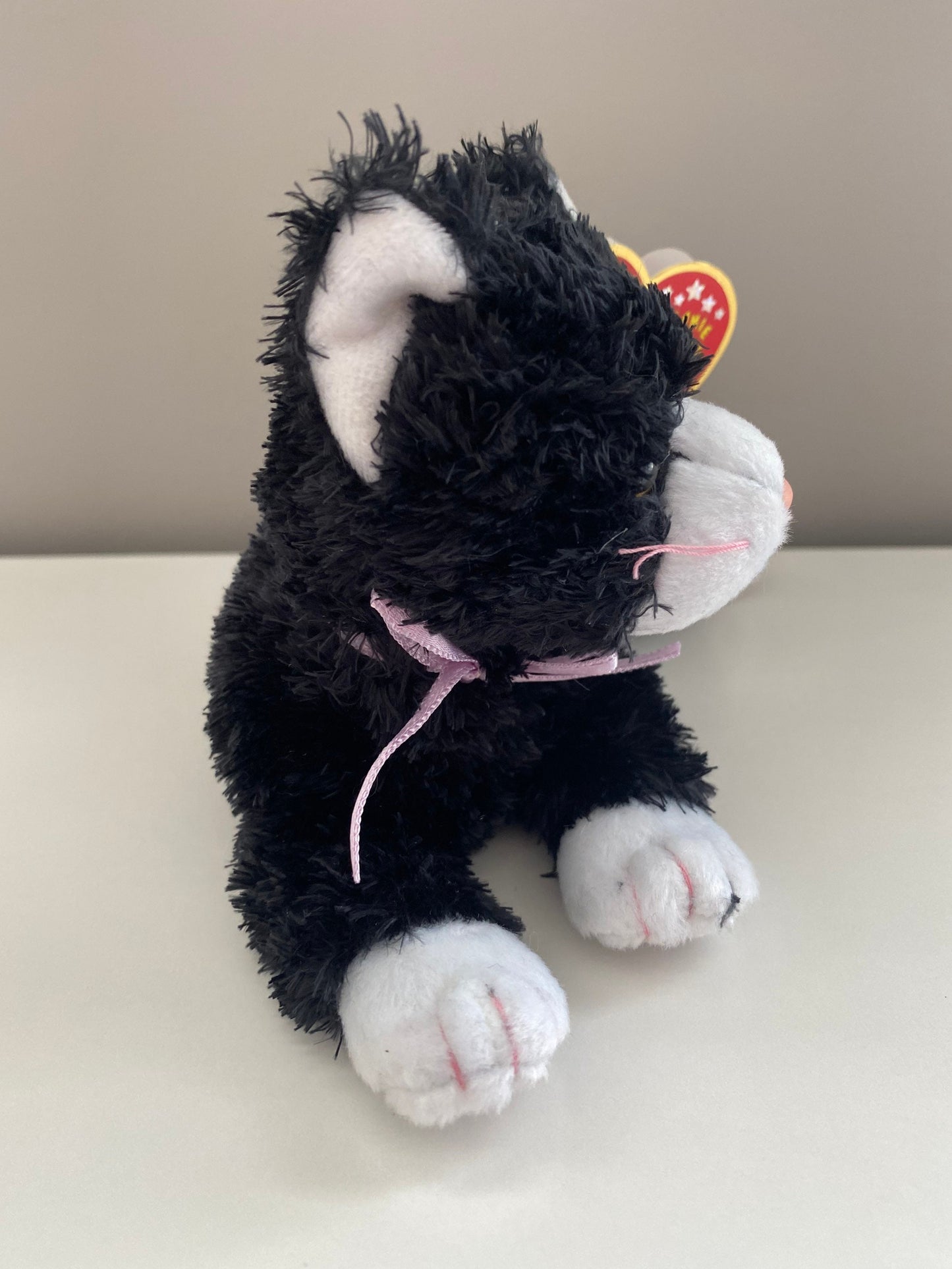 Ty Beanie Baby “Booties” the Black and White Cat! (8 inch)