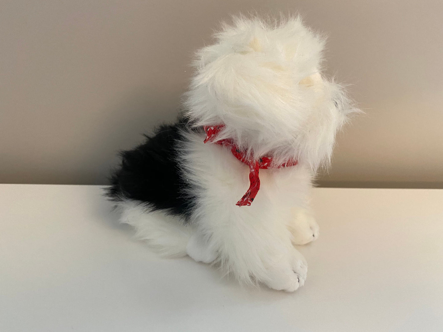 Ty Beanie Baby “Hobo” the Fluffy Dog (6 inch)