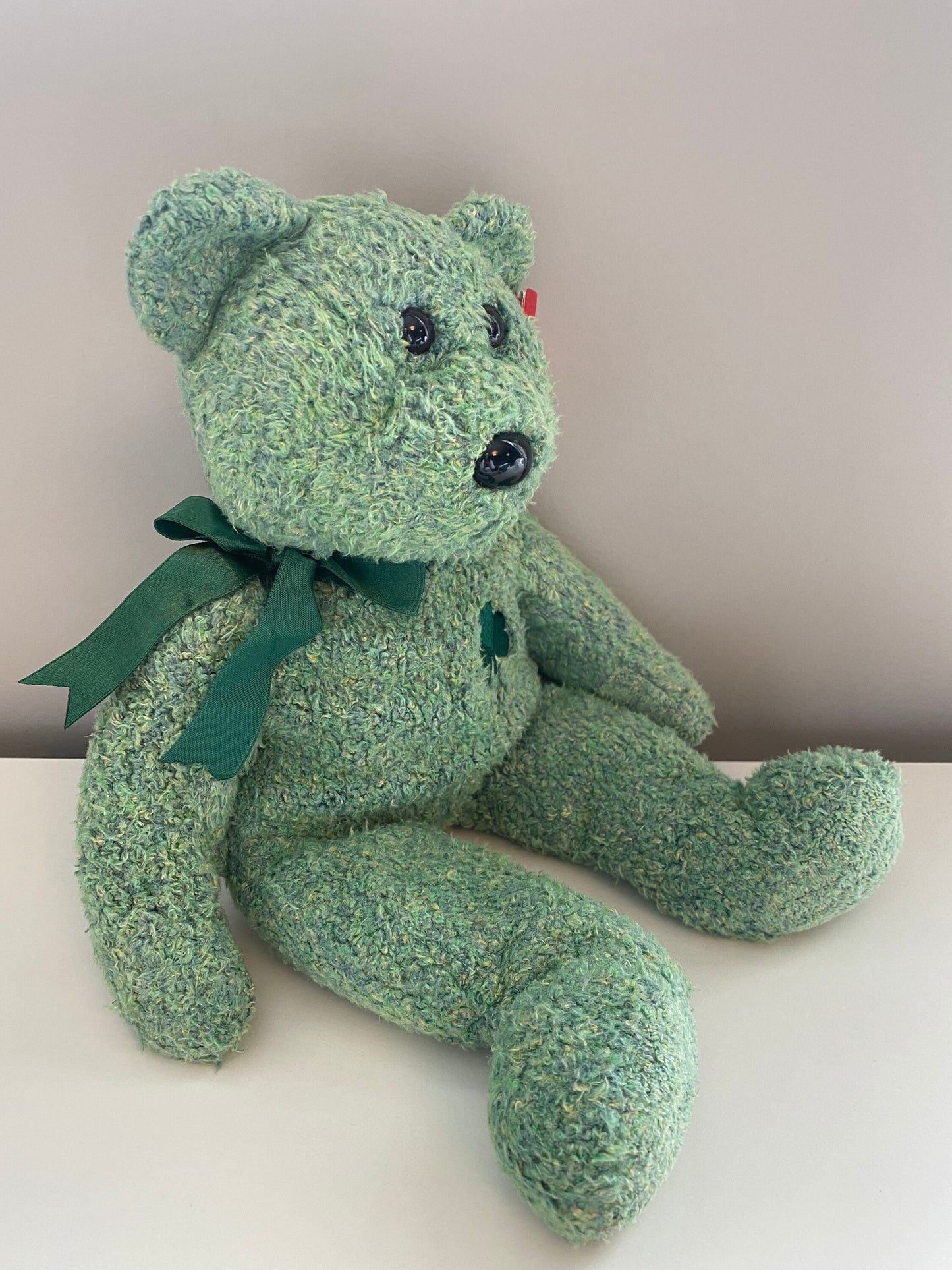 Ty Beanie Buddy “Shamrock” the Irish Bear with Clover on Chest (13.5 inch)