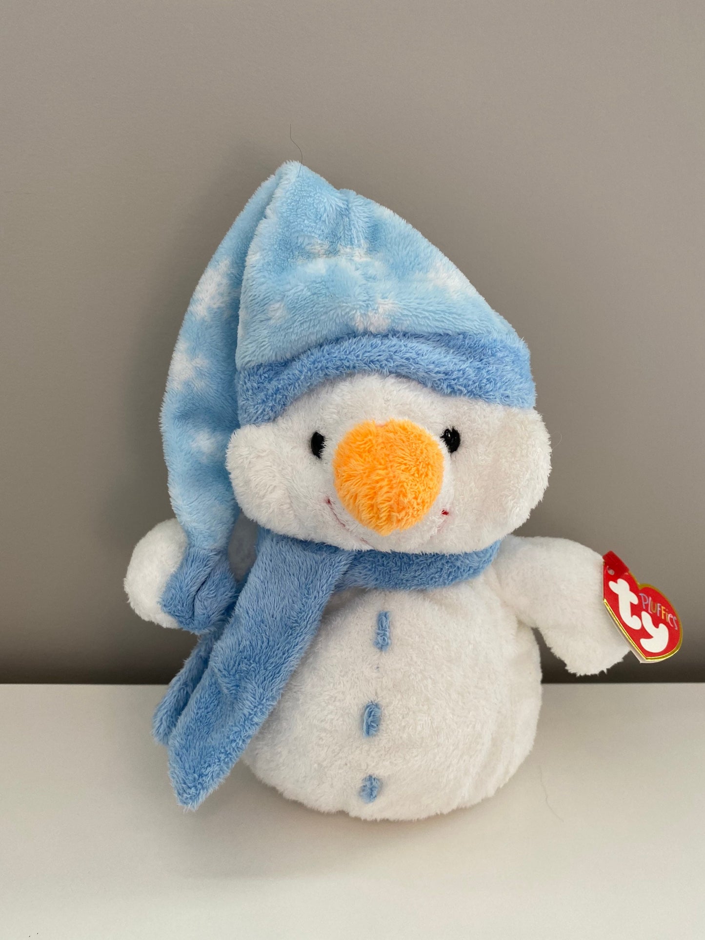 Ty Pluffies Collection “Windchill” the Snowman  (8 inch)