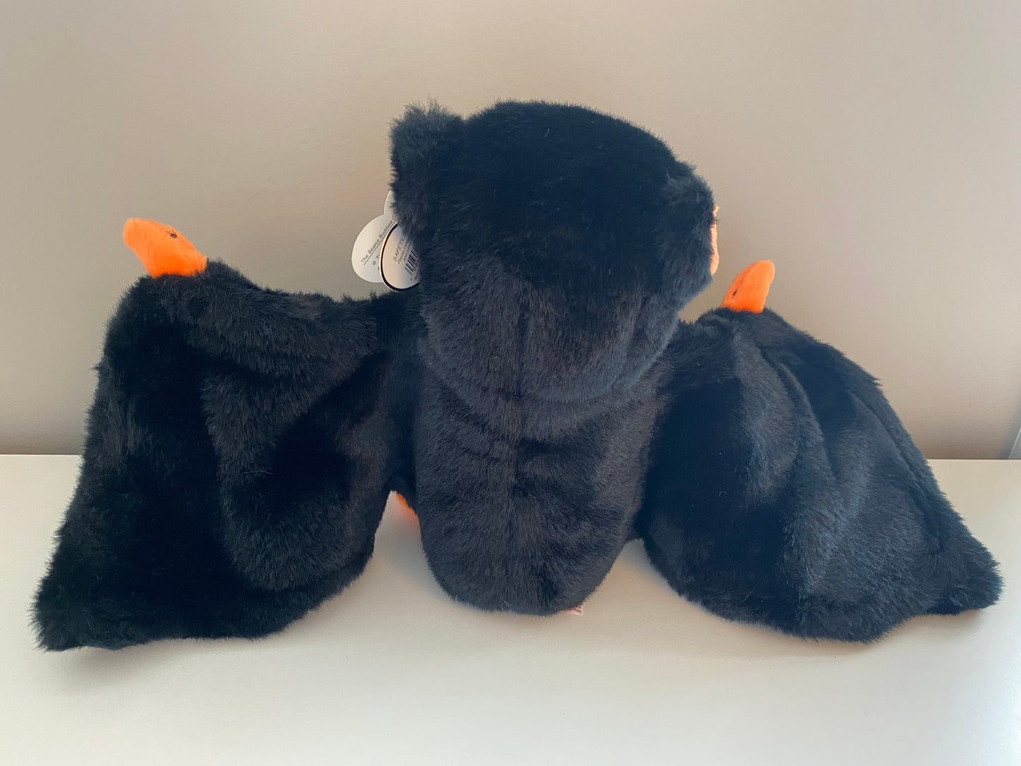 Ty Beanie Buddy “Bat-e” the Bat  (7.5 inch, 16 inch full wing span)