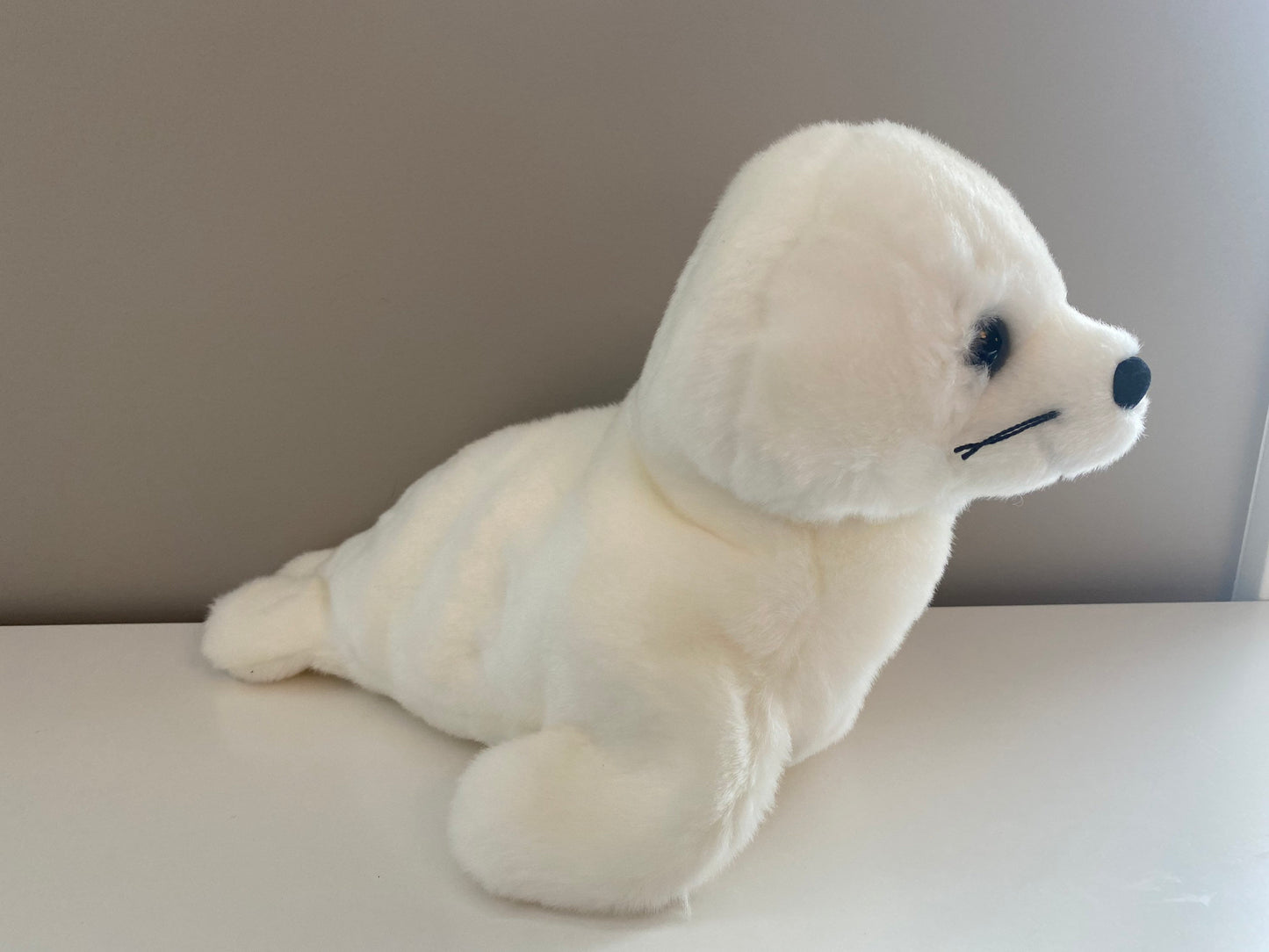 Ty Beanie Buddy “Seal” the White Seal  (12 inch)