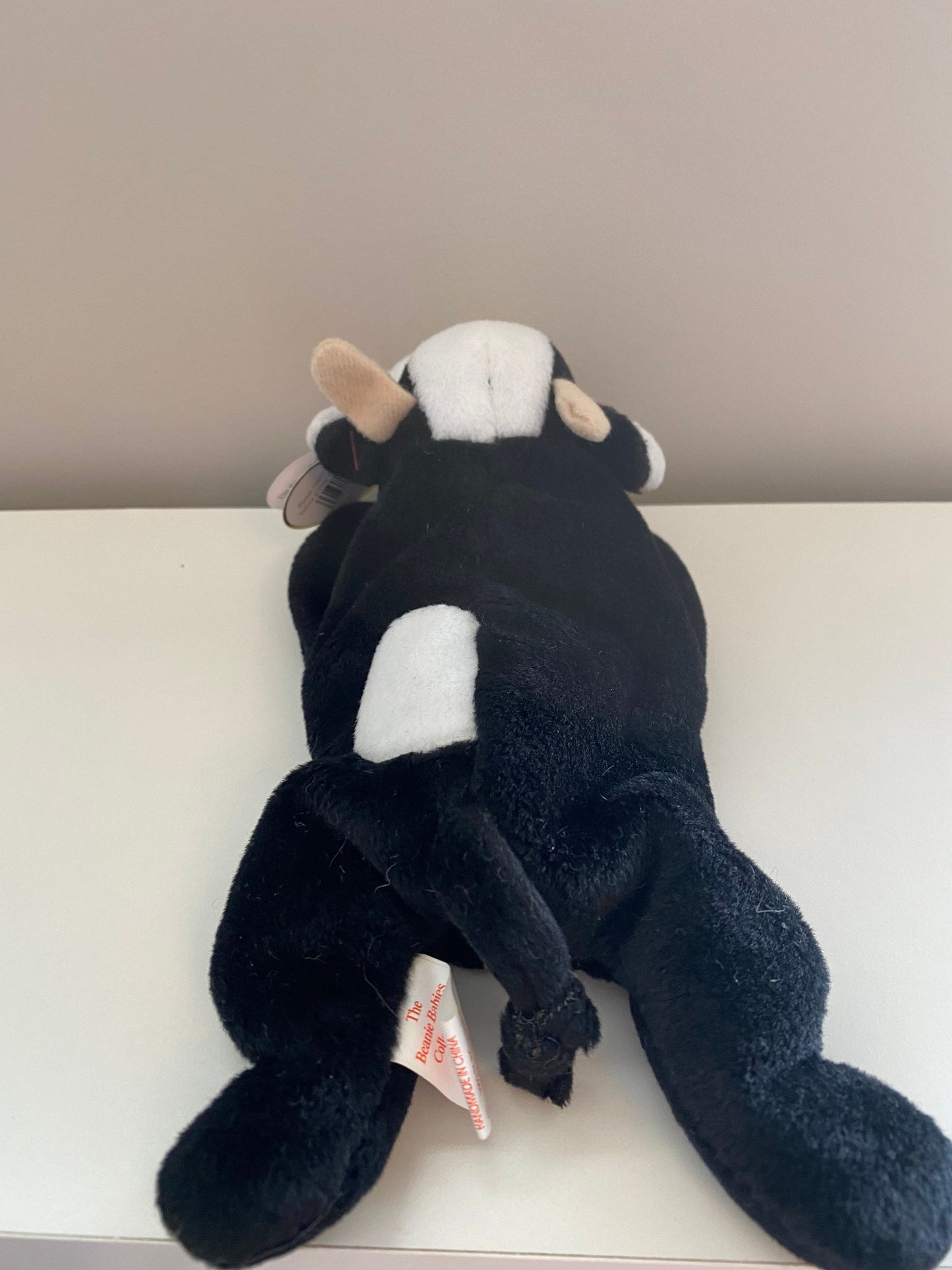 Ty Beanie Baby “Daisy” the Cow  (9 inch)