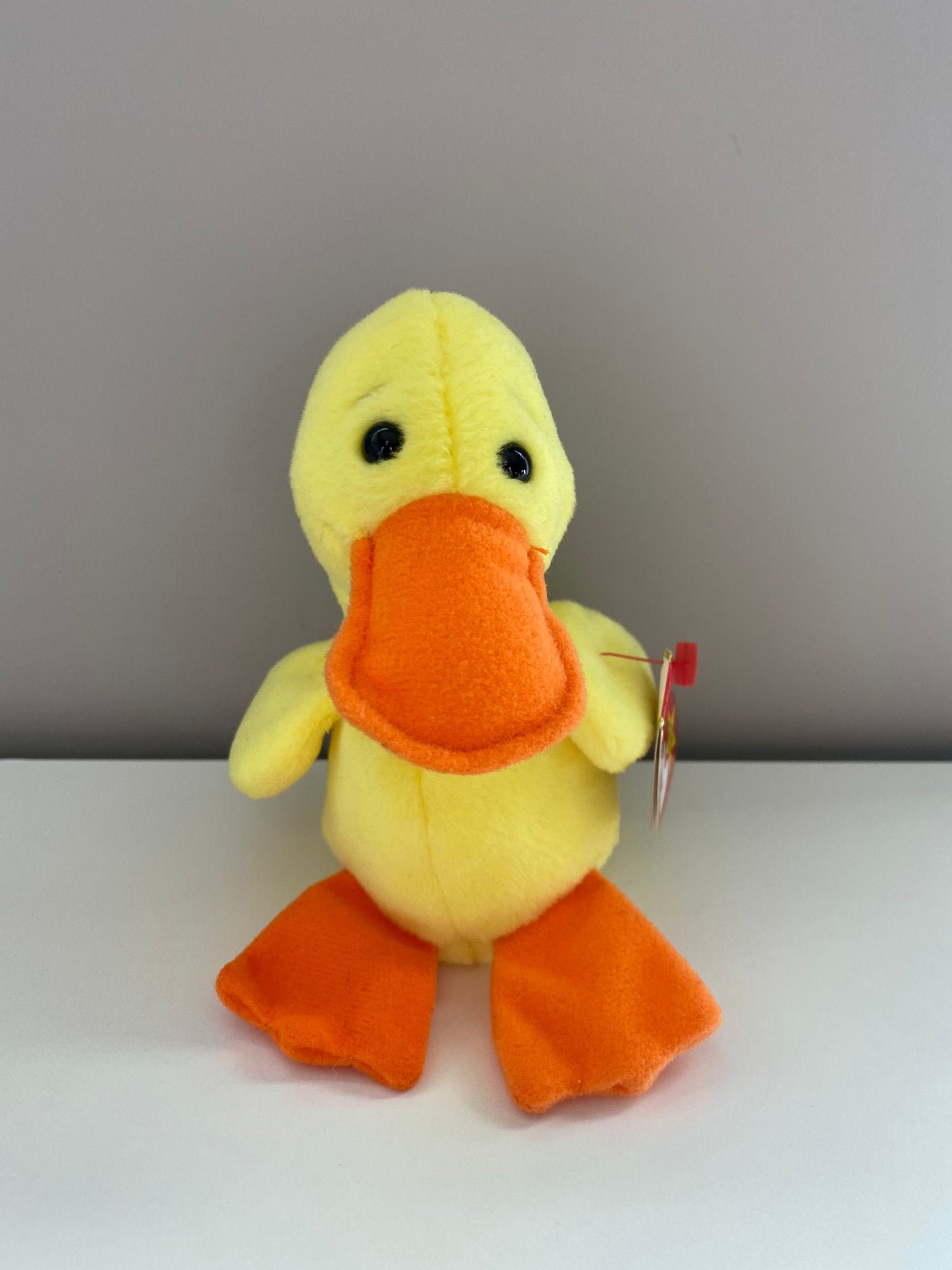 Ty Beanie Baby “Quackers” the Adorable Duck! (5.5 inch)