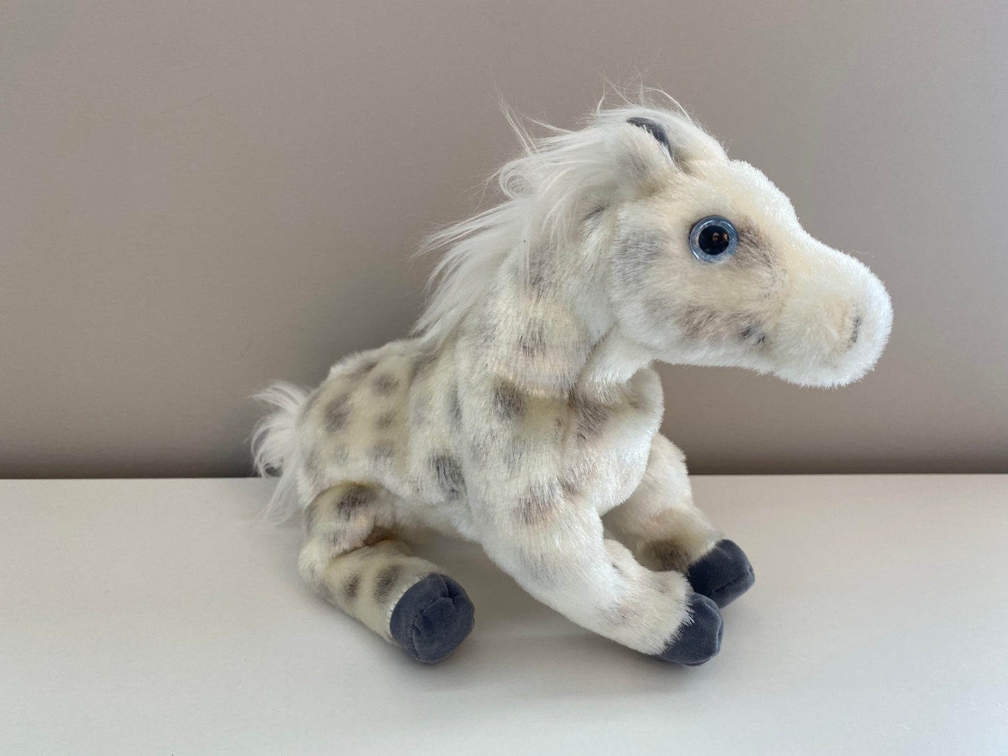 Ty Beanie Baby “Lightning” the White and Grey Horse  (6 inch)