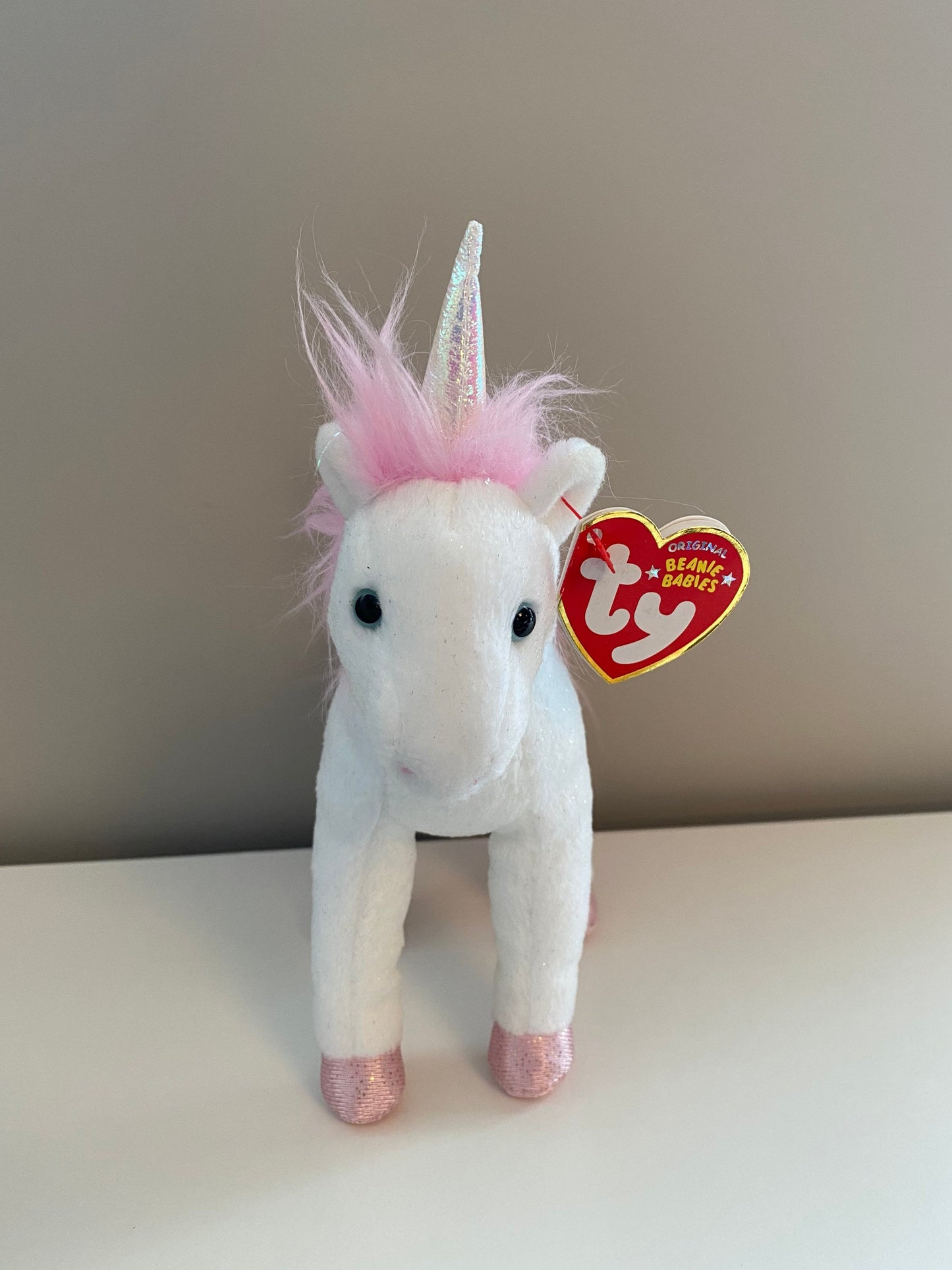 Ty Beanie Baby “Mystic” the Unicorn with Sparkly Pink Fur, Iridescent Horn, and Pink Hooves  *Rare* (7 inch)