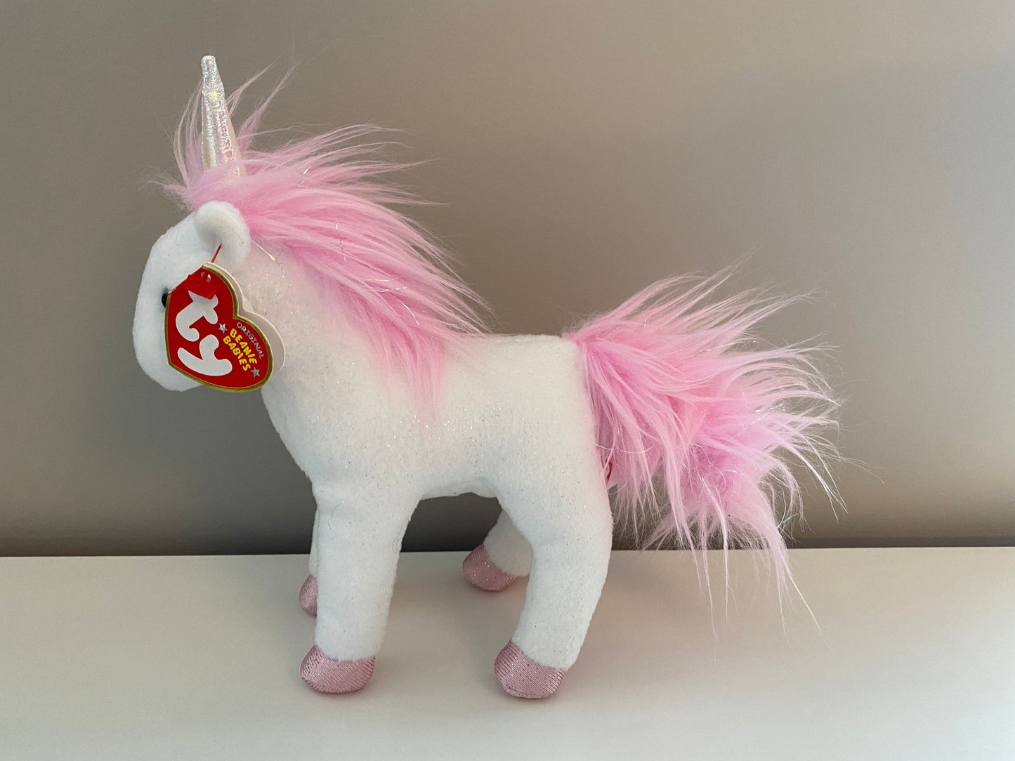 Ty Beanie Baby “Mystic” the Unicorn with Sparkly Pink Fur, Iridescent Horn, and Pink Hooves  *Rare* (7 inch)