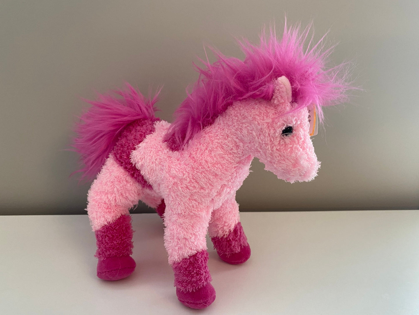 Ty Beanie Baby “Canters” the Pink Horse! Beanie Baby of the Month! (7 inch)