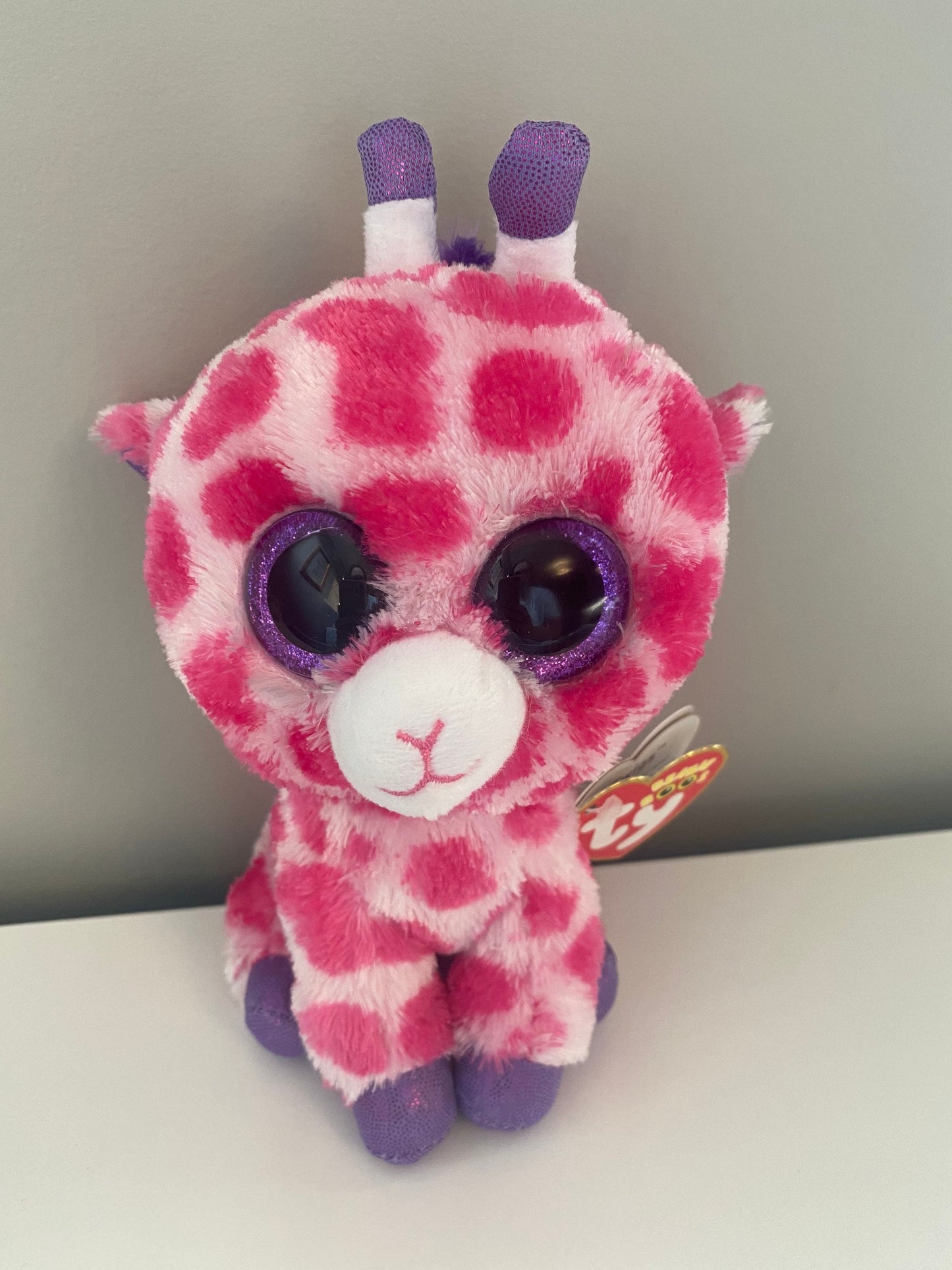 Ty Beanie Boo “Twigs” the Pink Giraffe with Glitter eyes (6 inch) Vintage Beanies