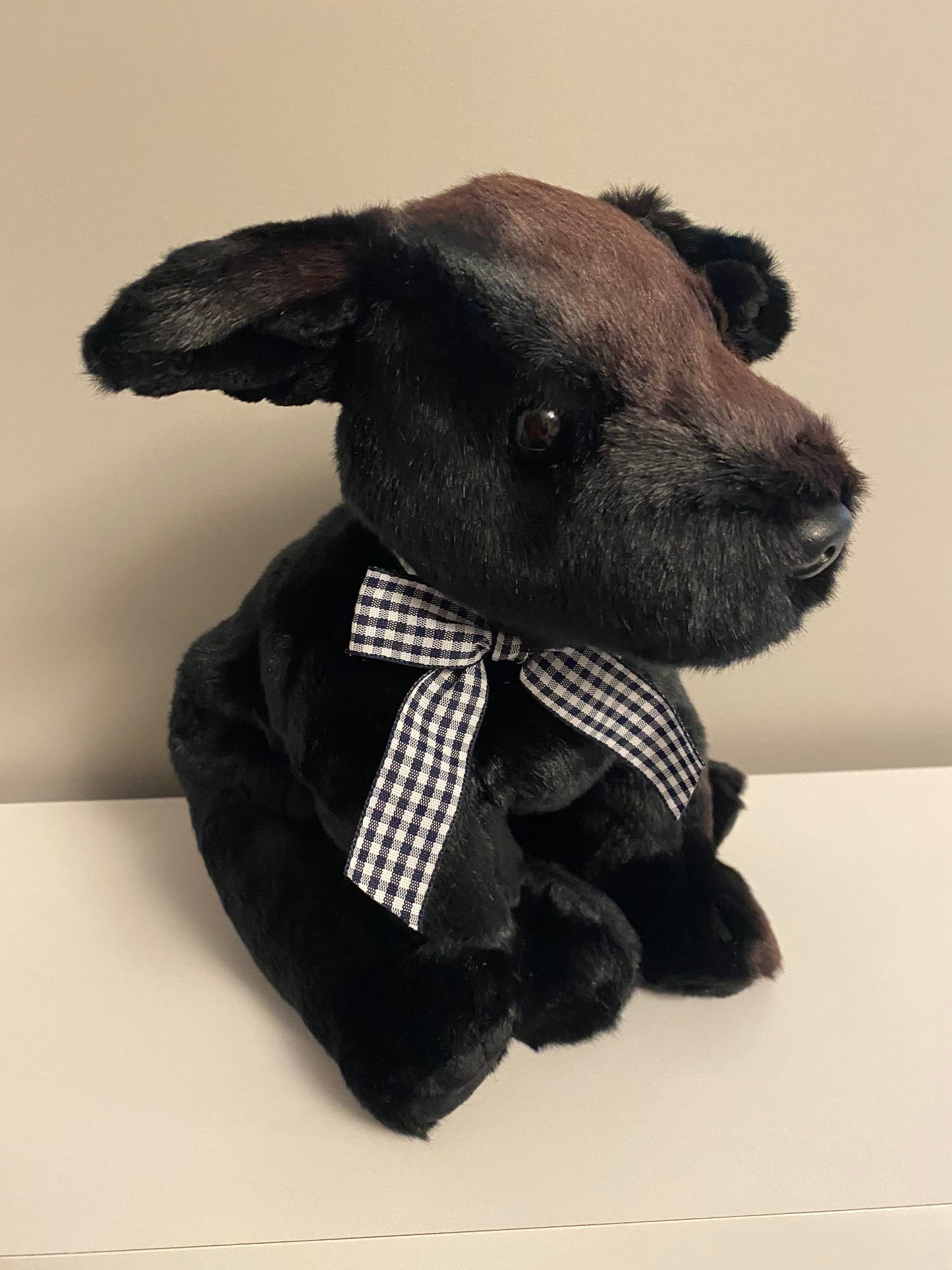 Ty Beanie Buddy “Luke” the Black Lab (9.5 inch)