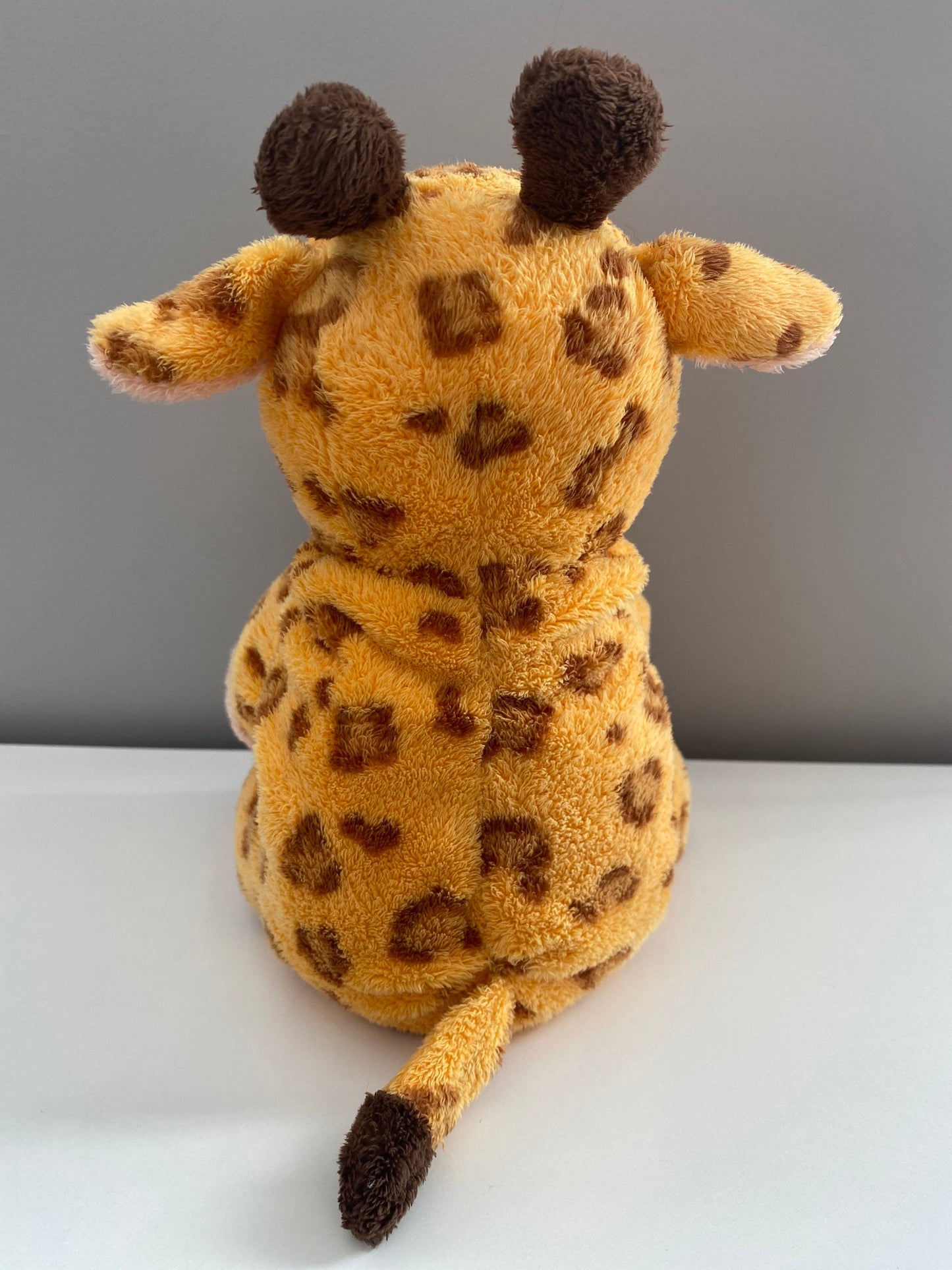 Ty Pluffies Collection “Towers” the Super Cute Giraffe  -No Hang Tag (9 inch)