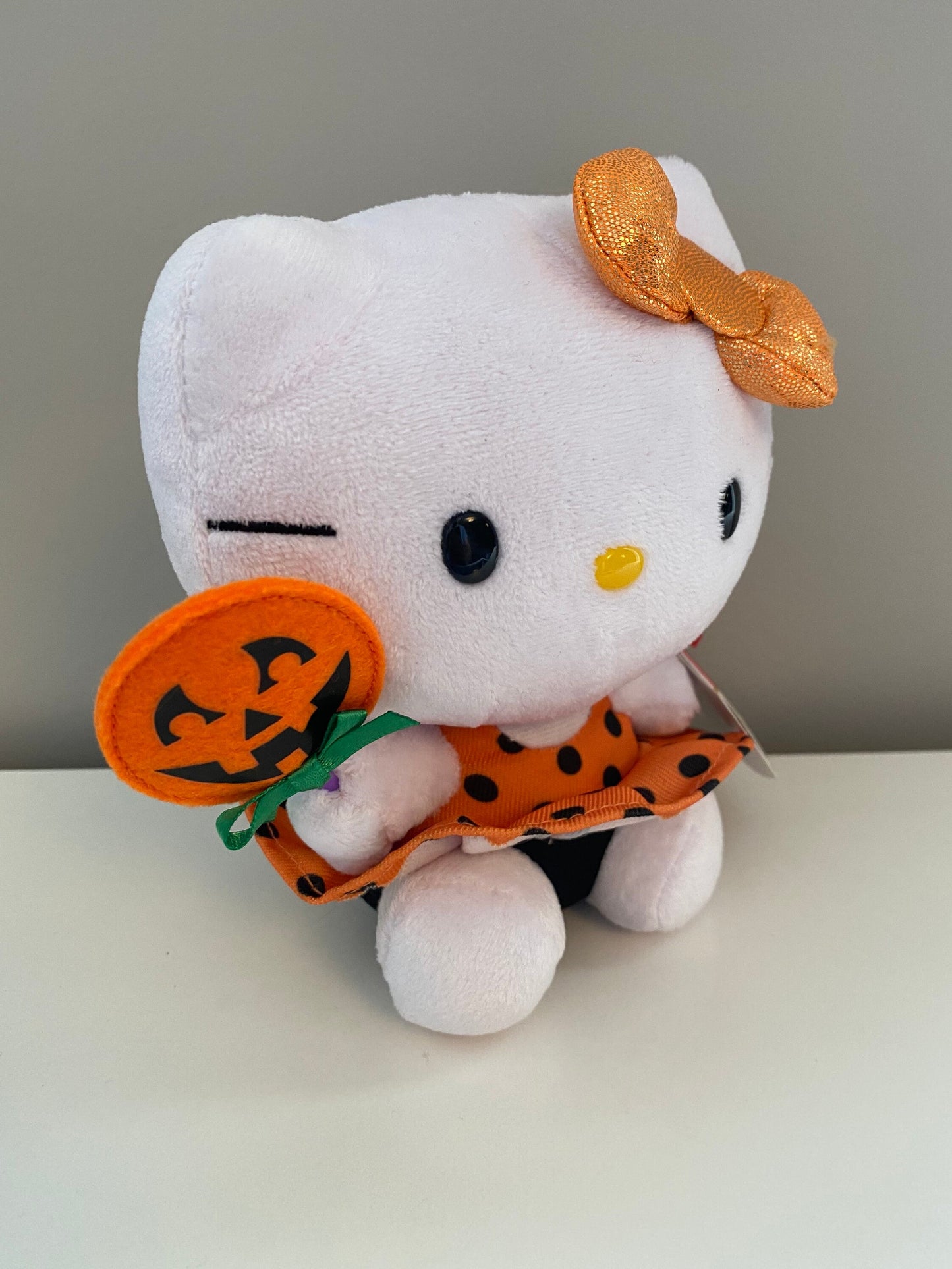 Ty Beanie Baby Vintage “Hello Kitty” with Halloween Lollipop, Orange Bow, and Orange Polka Dot Dress (5 inch)