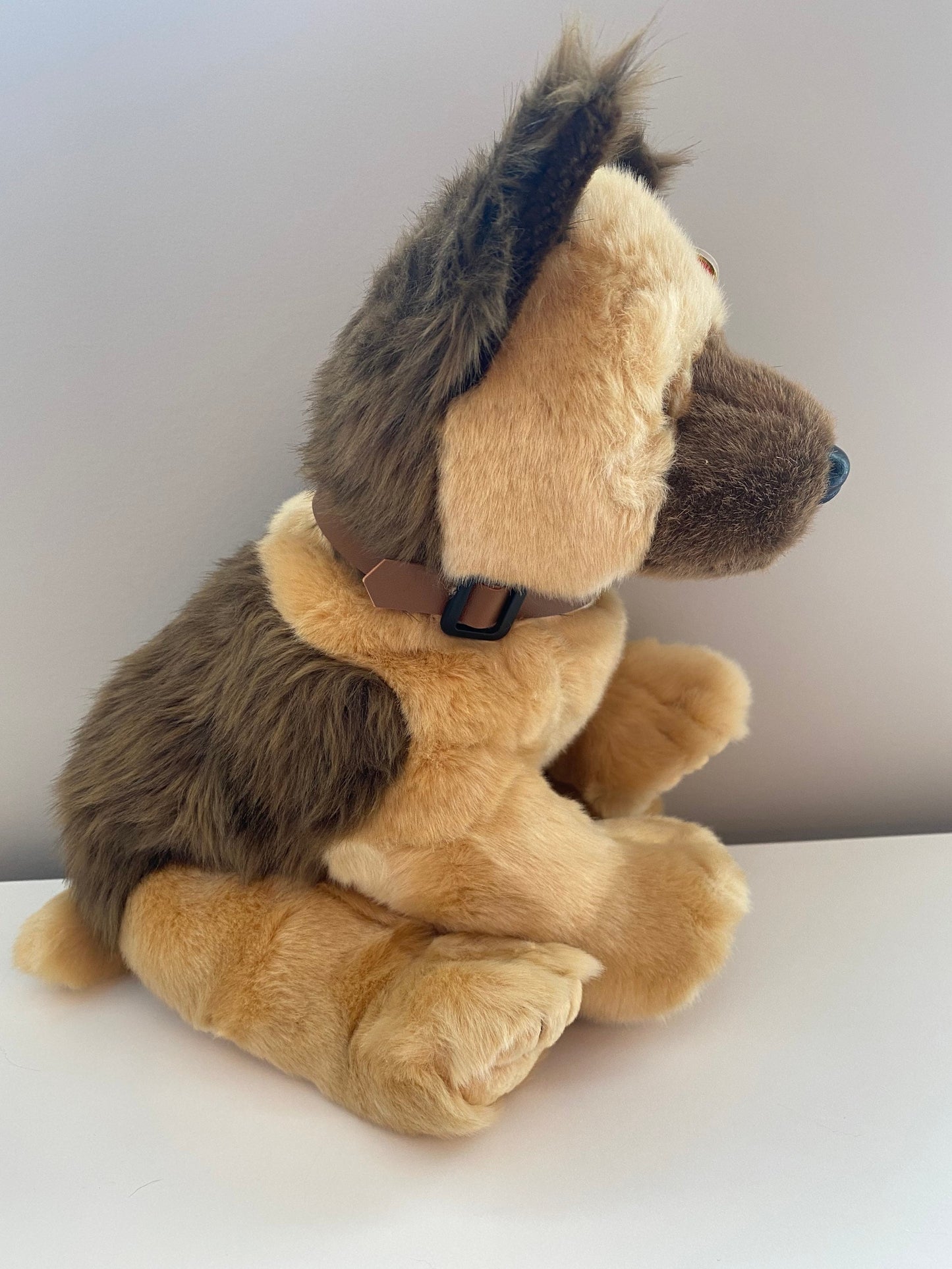 Ty Classics Collection “Schultzie” the German Shepherd Dog (12 inch)