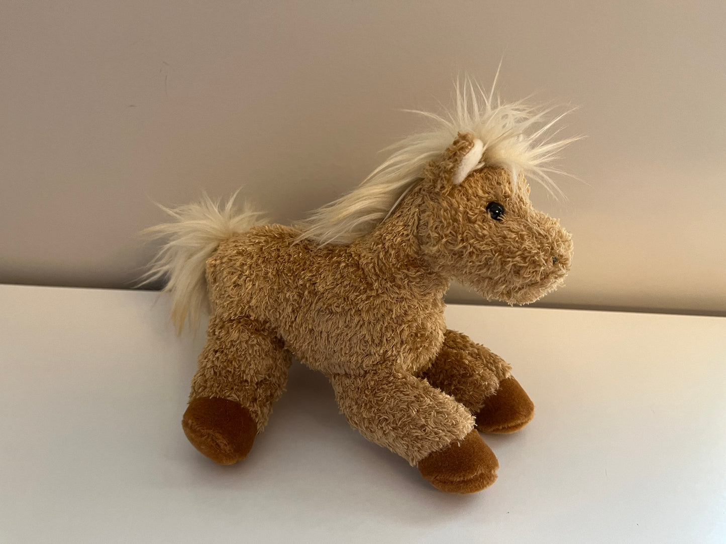 Ty Beanie Baby “Barley” the Cute Horse (7 inch)